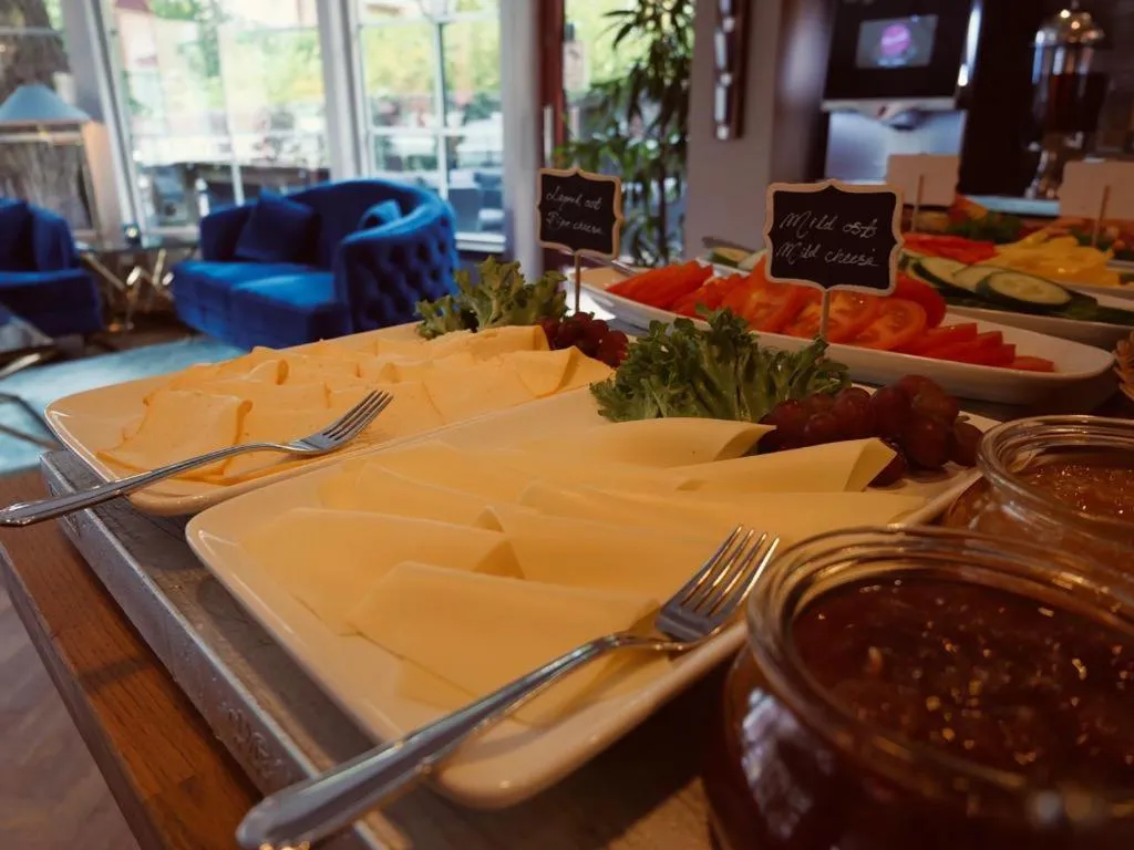 Buffet breakfast in Hotell Arkad