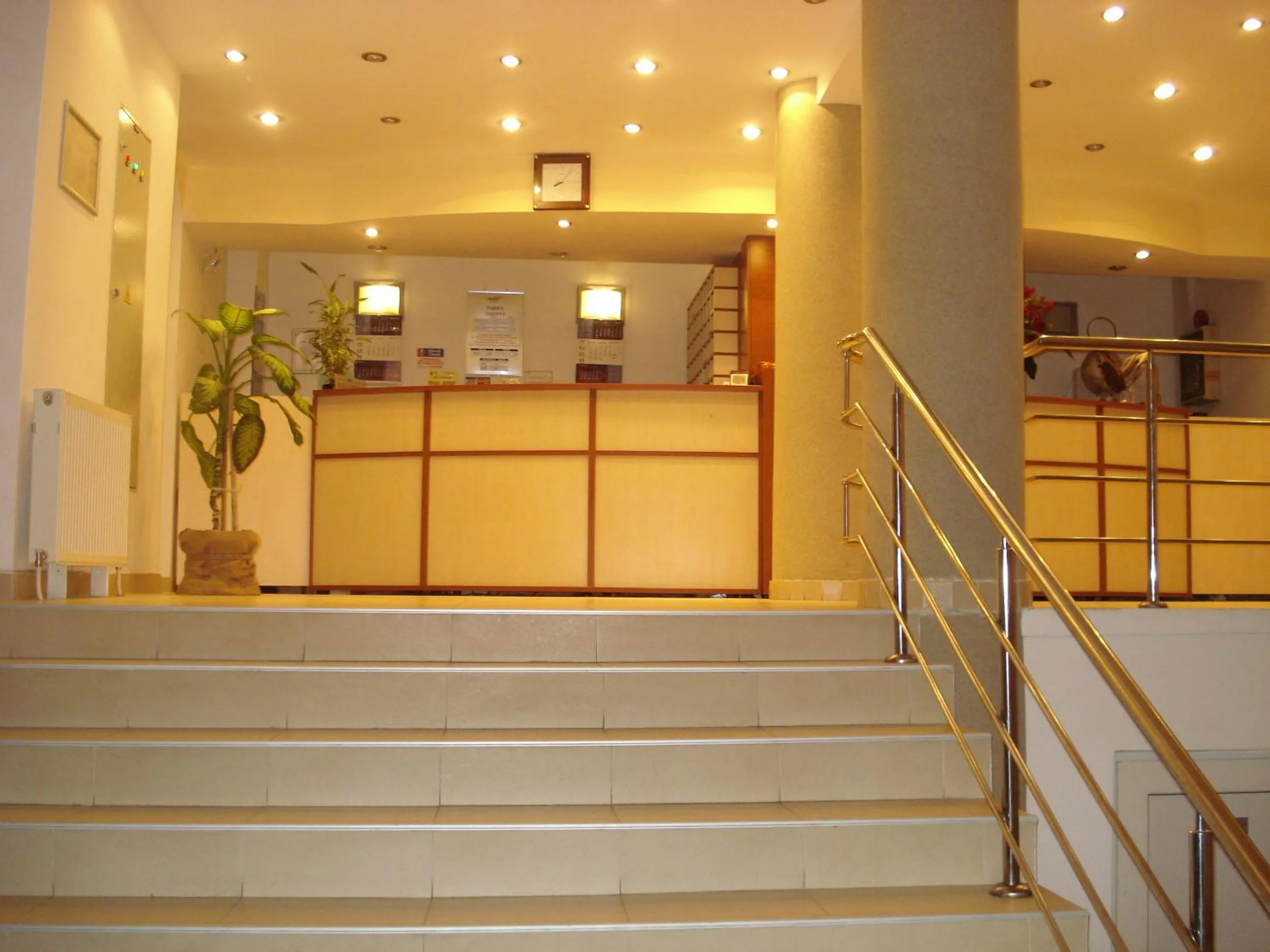 Lobby or reception in Hotel Orizont Cozia