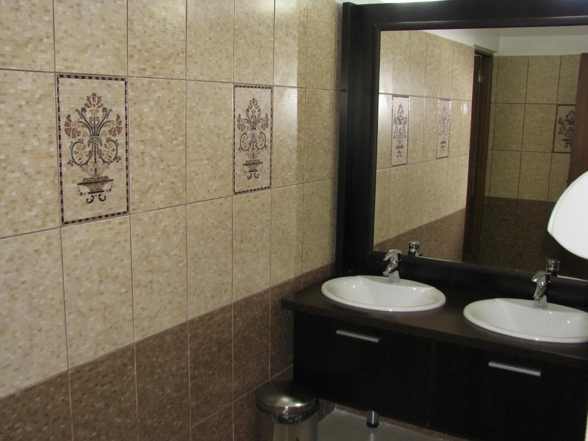 Toilet in Hotel Orizont Cozia