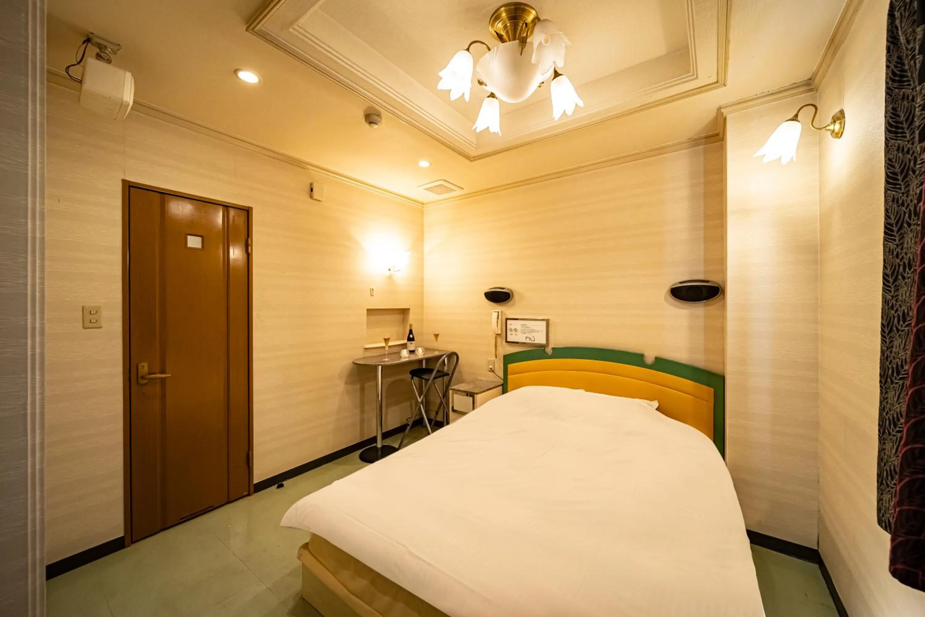 Bedroom, Bed in Hotel Hu Namba (Adult Only)