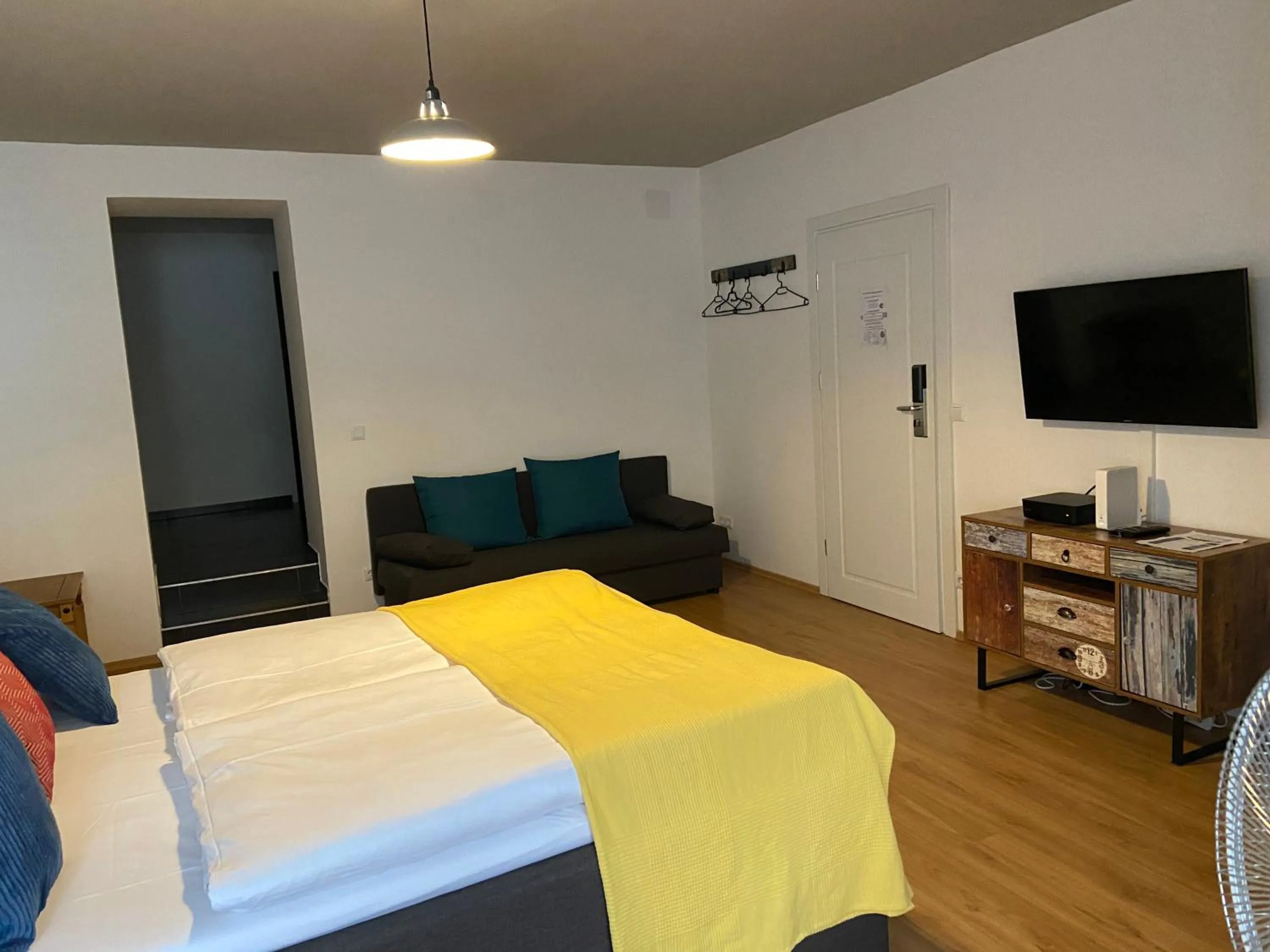 Bed in Schottenring City Stock Exchange Apartments