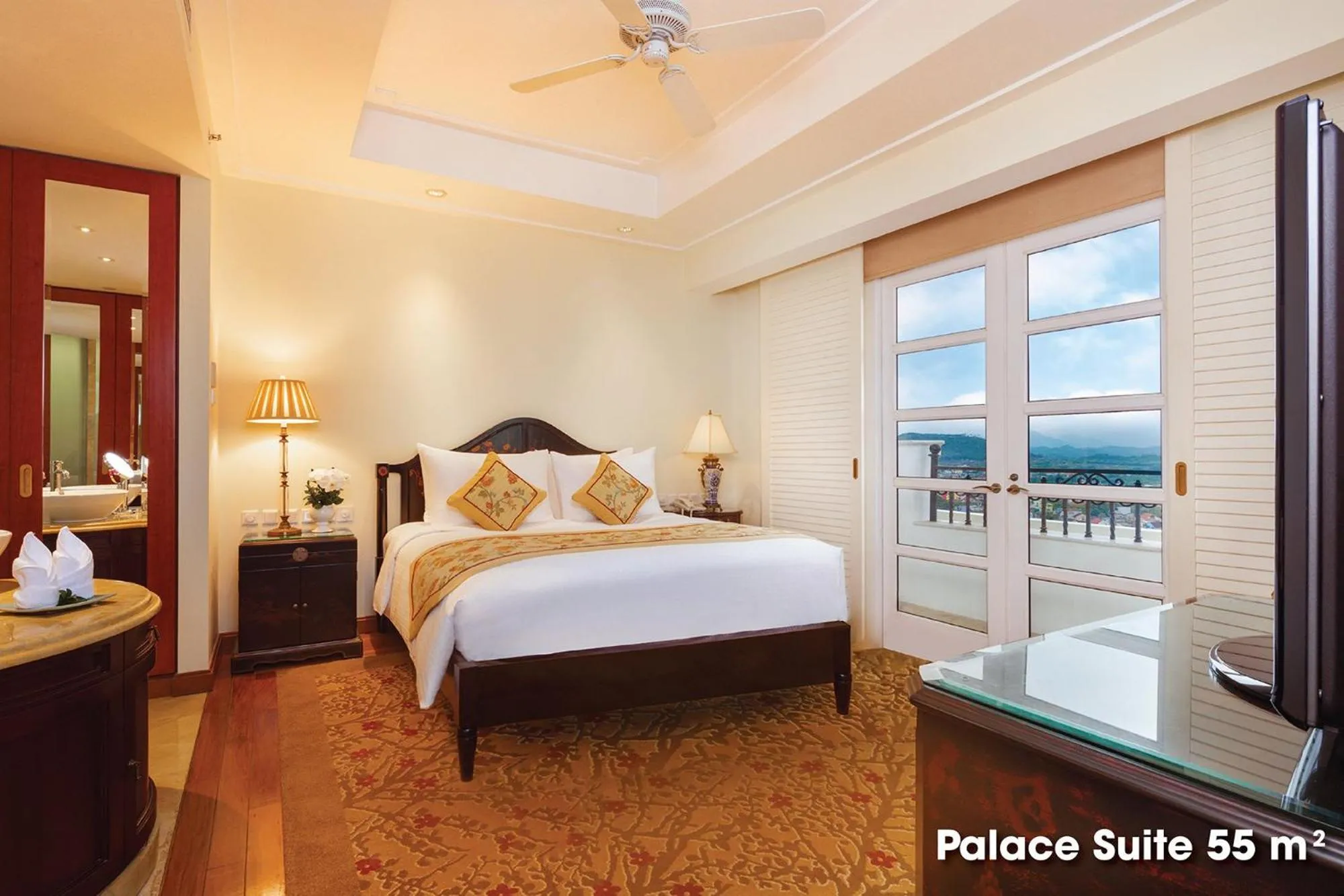 Bedroom, Bed in Indochine Palace