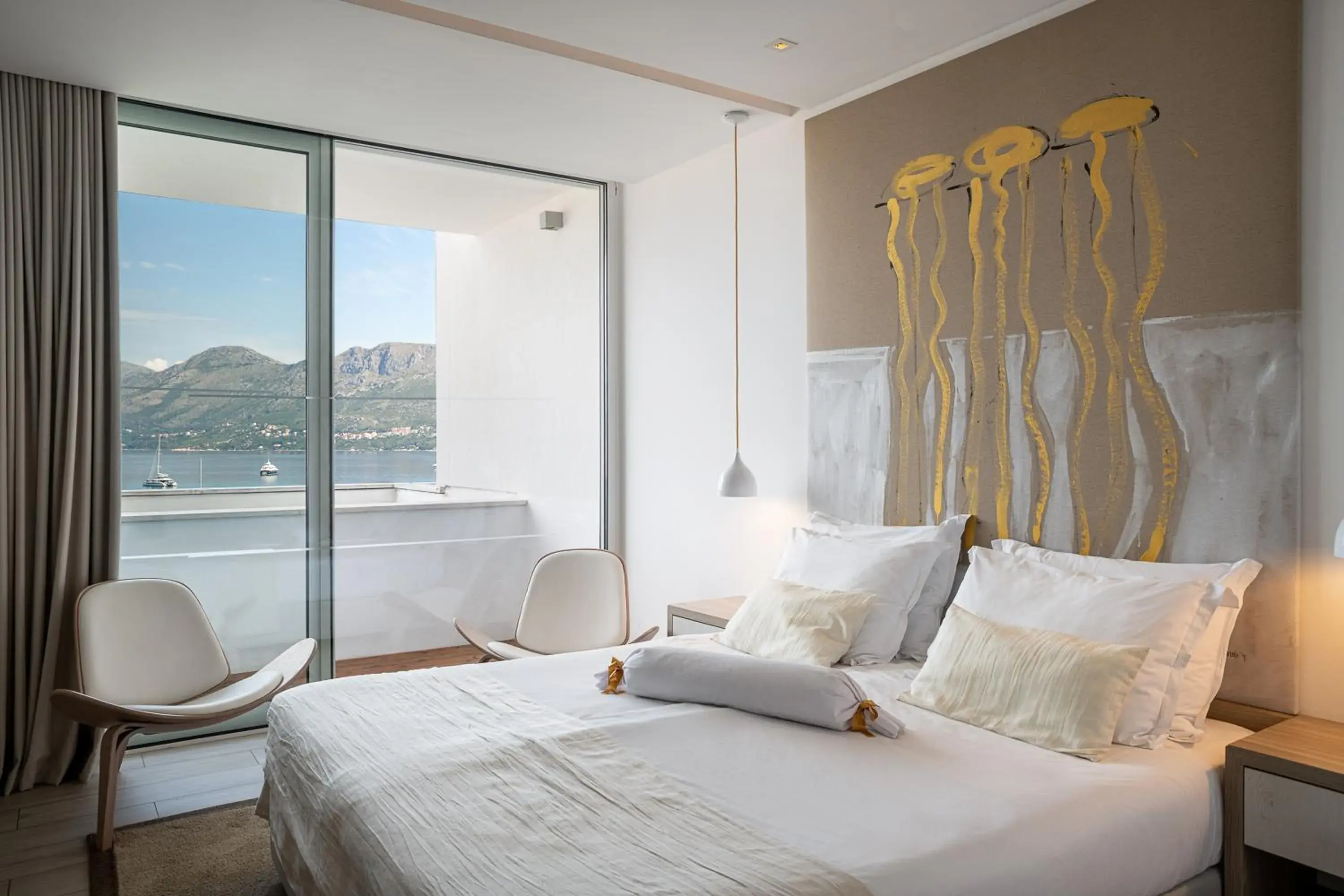 Premium Room with Partial Sea View and Balcony in Hotel Cavtat Premium Room with Partial Sea View and Balcony in Hotel Cavtat