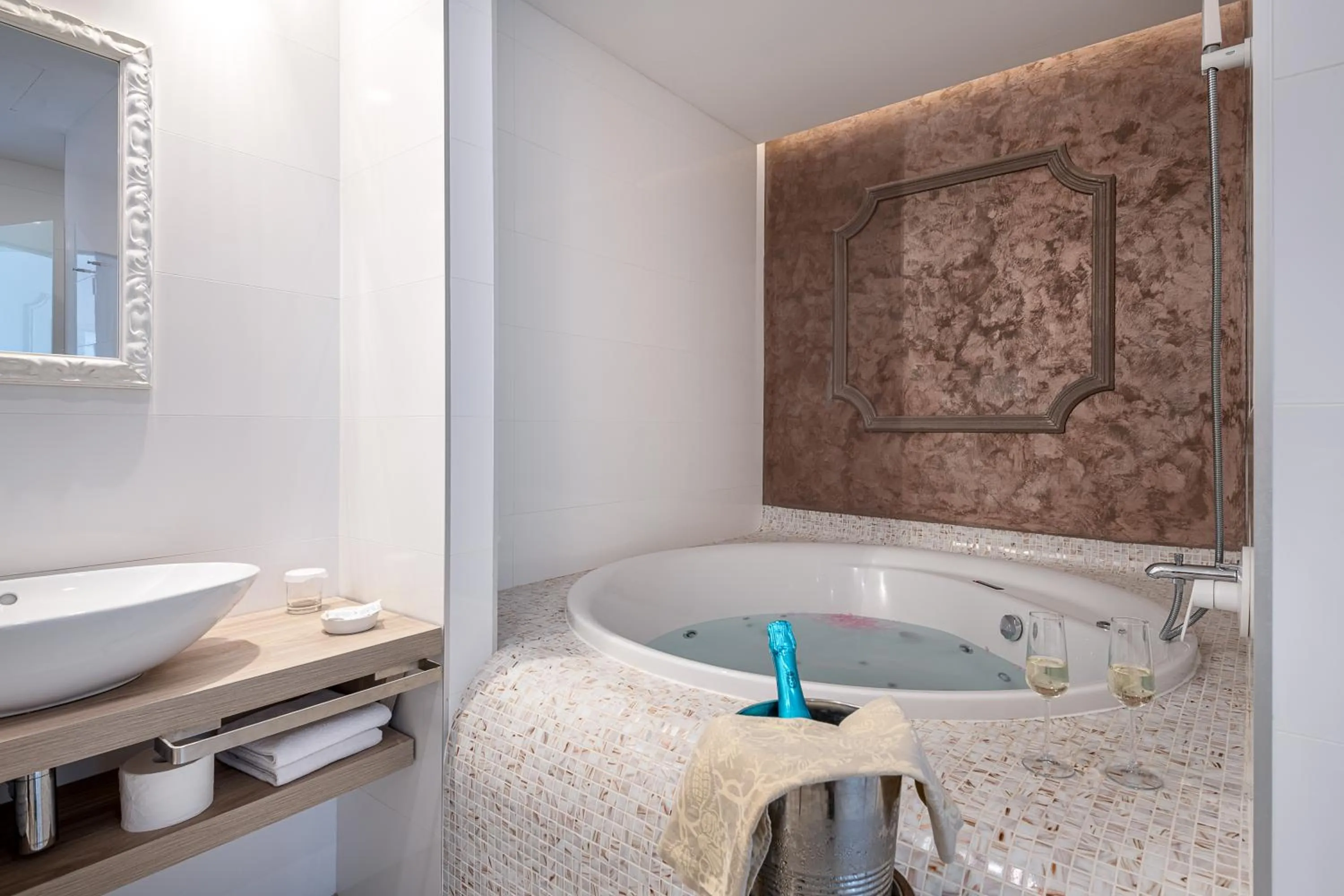 Bathroom in Hotel Cavtat