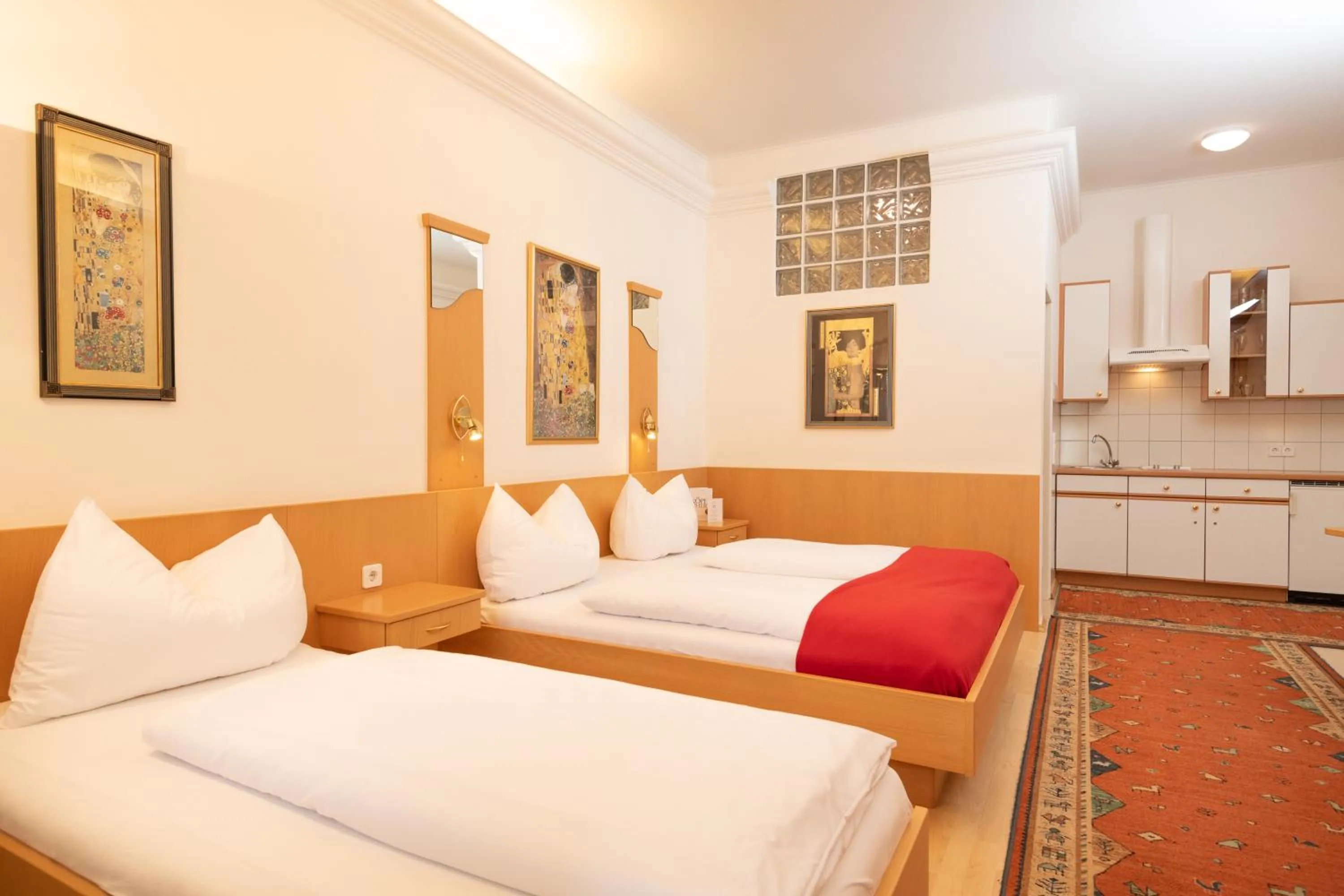 Photo of the whole room, Bed in Hotel Liebetegger-Klagenfurt