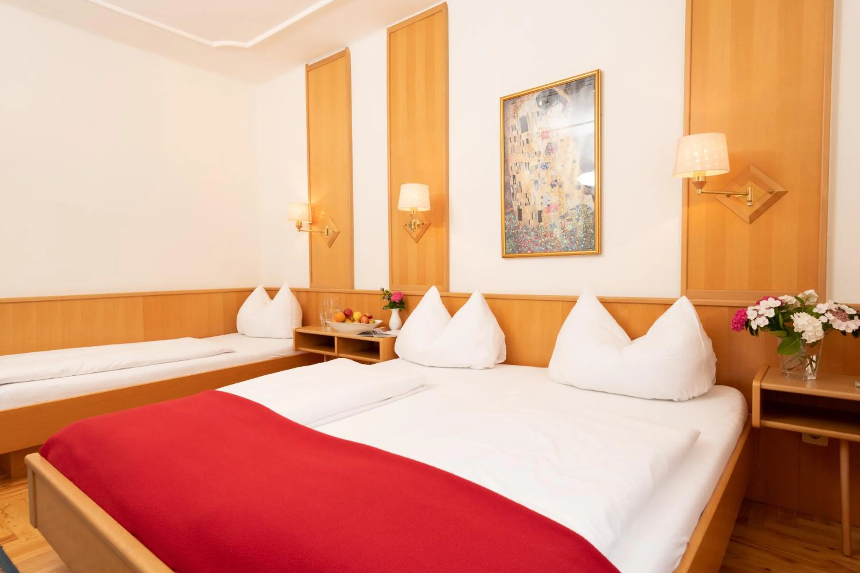 Photo of the whole room, Bed in Hotel Liebetegger-Klagenfurt