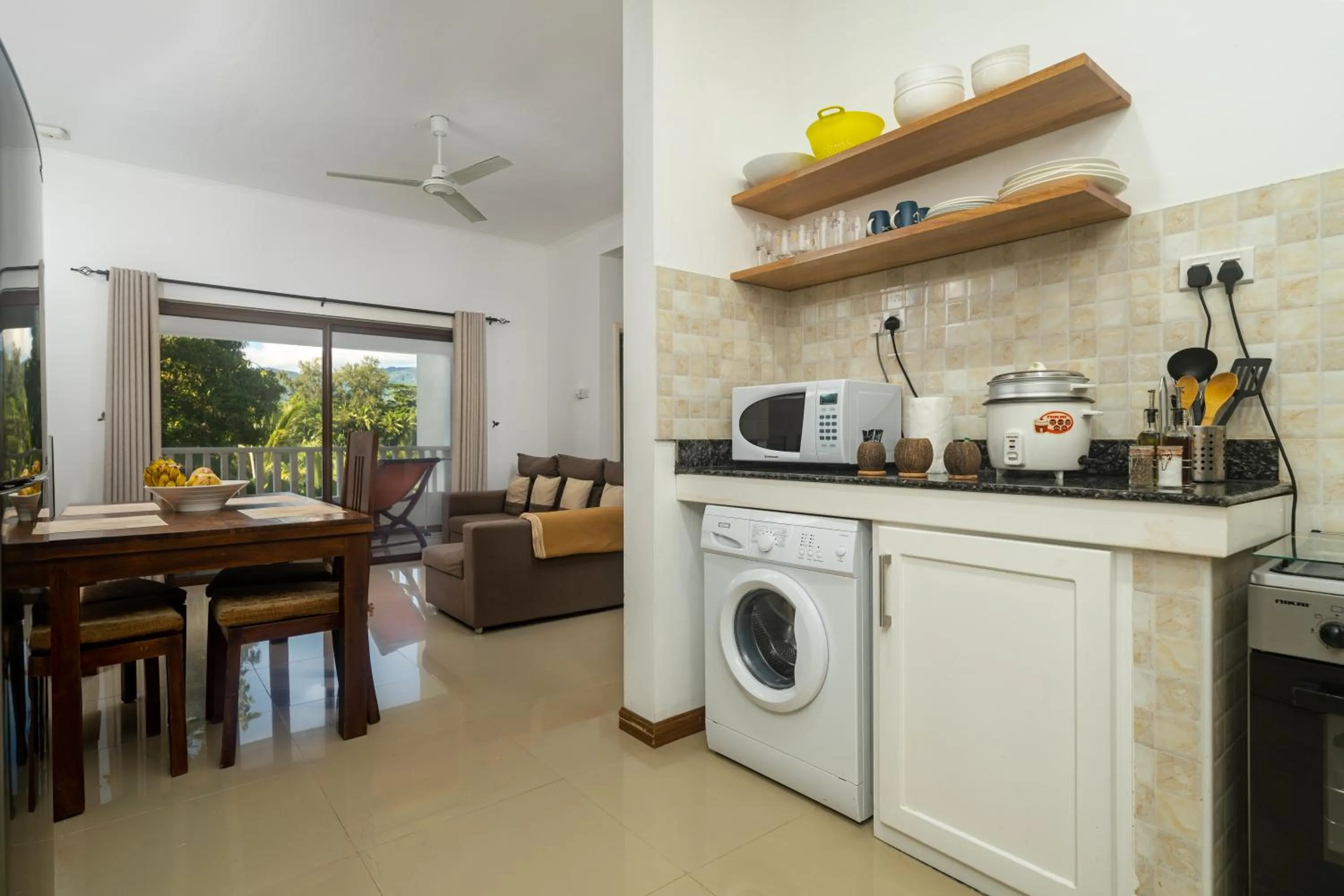 Kitchen or kitchenette in Kanasuk Self catering Apartments