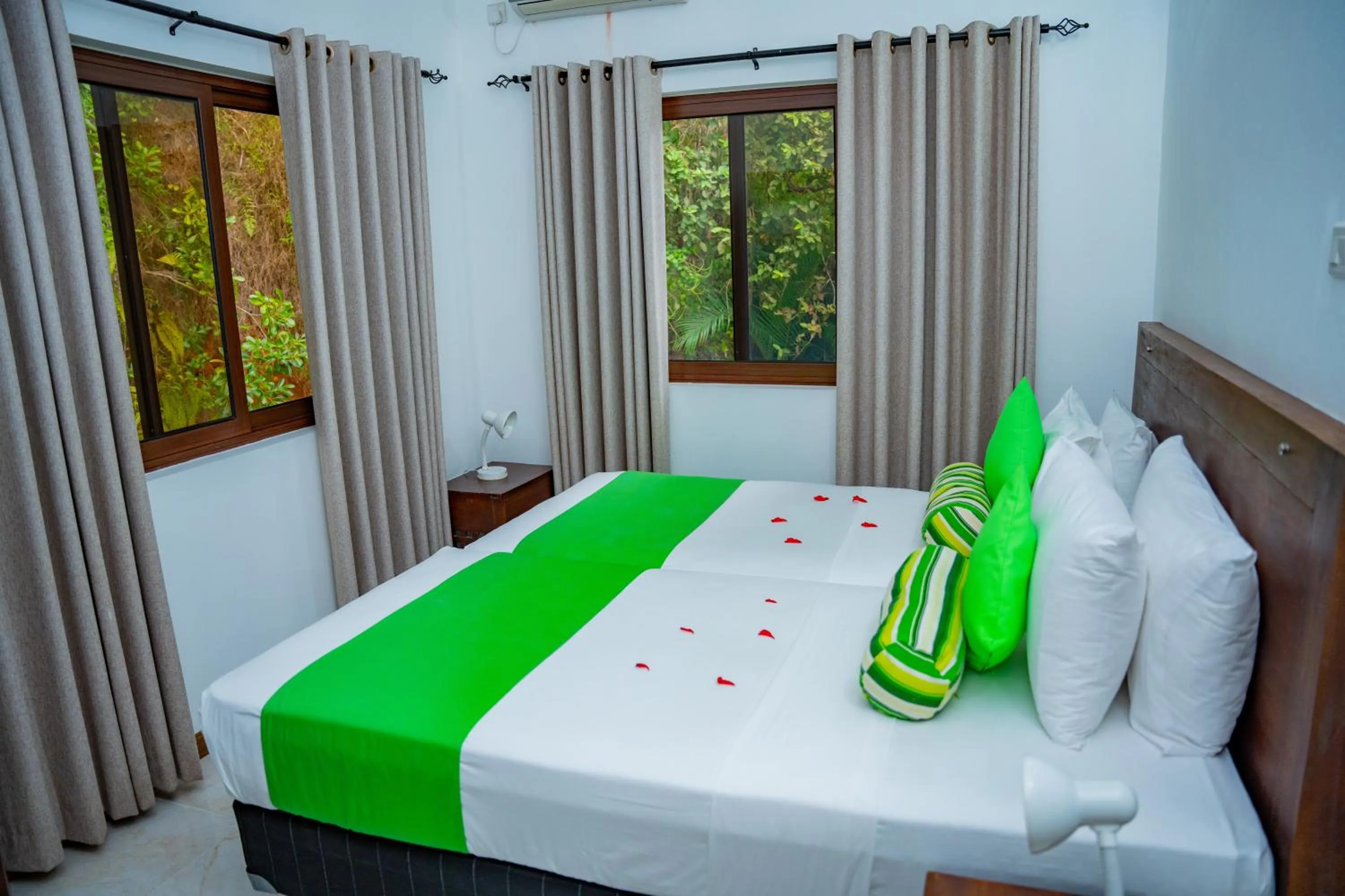 Bed in Kanasuk Self catering Apartments