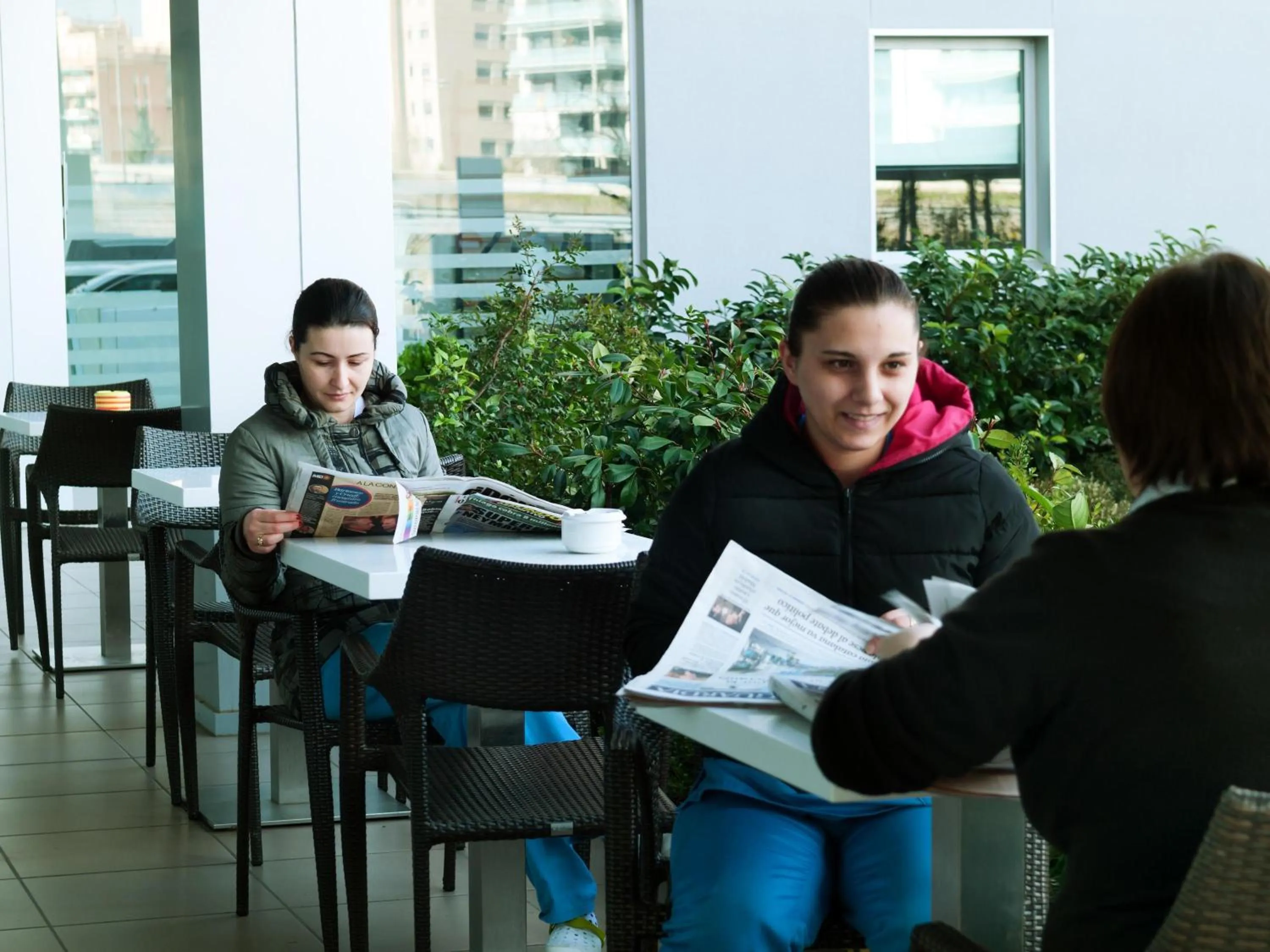 Lounge or bar in Ibis Lleida