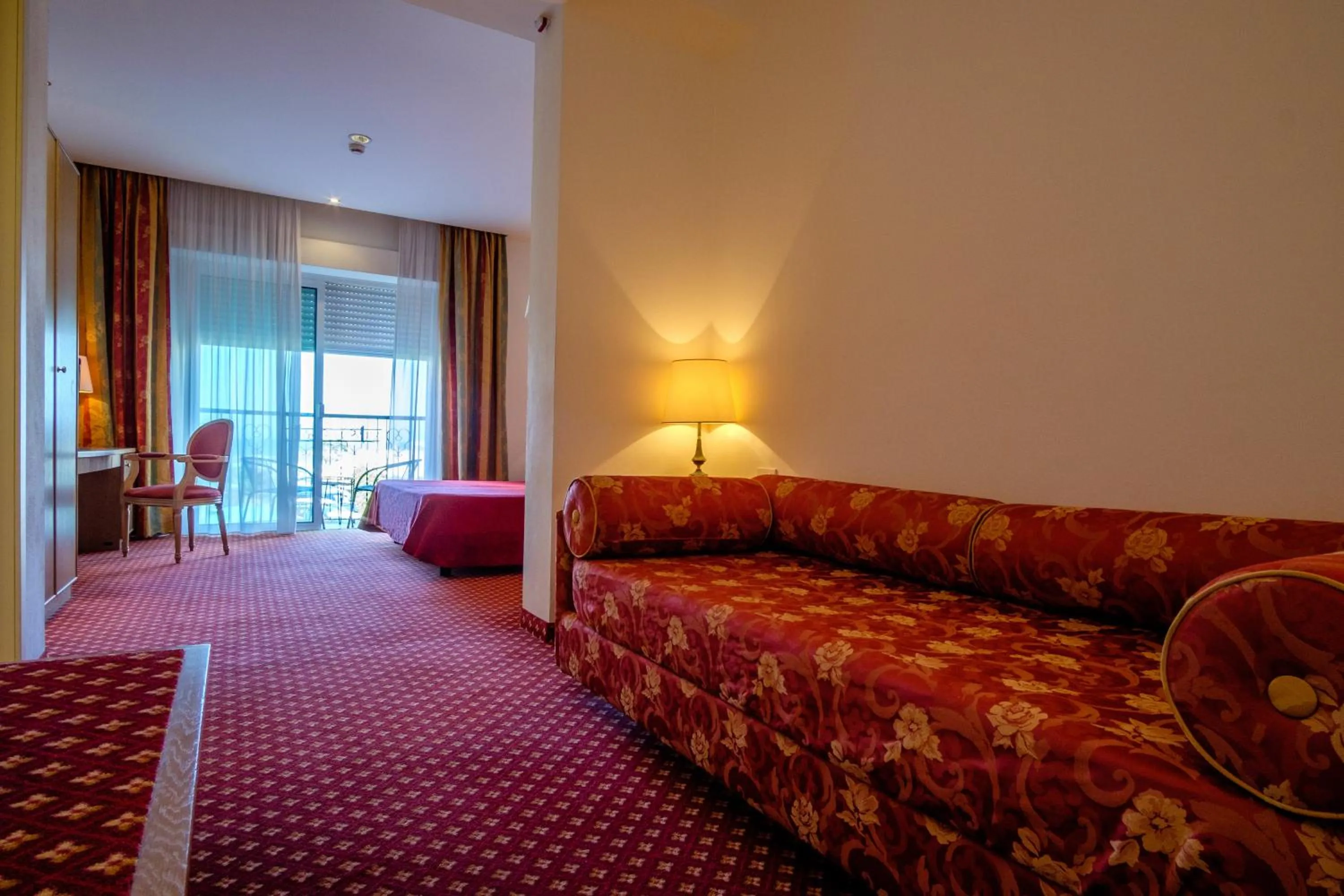 Photo of the whole room in Hotel Bristol