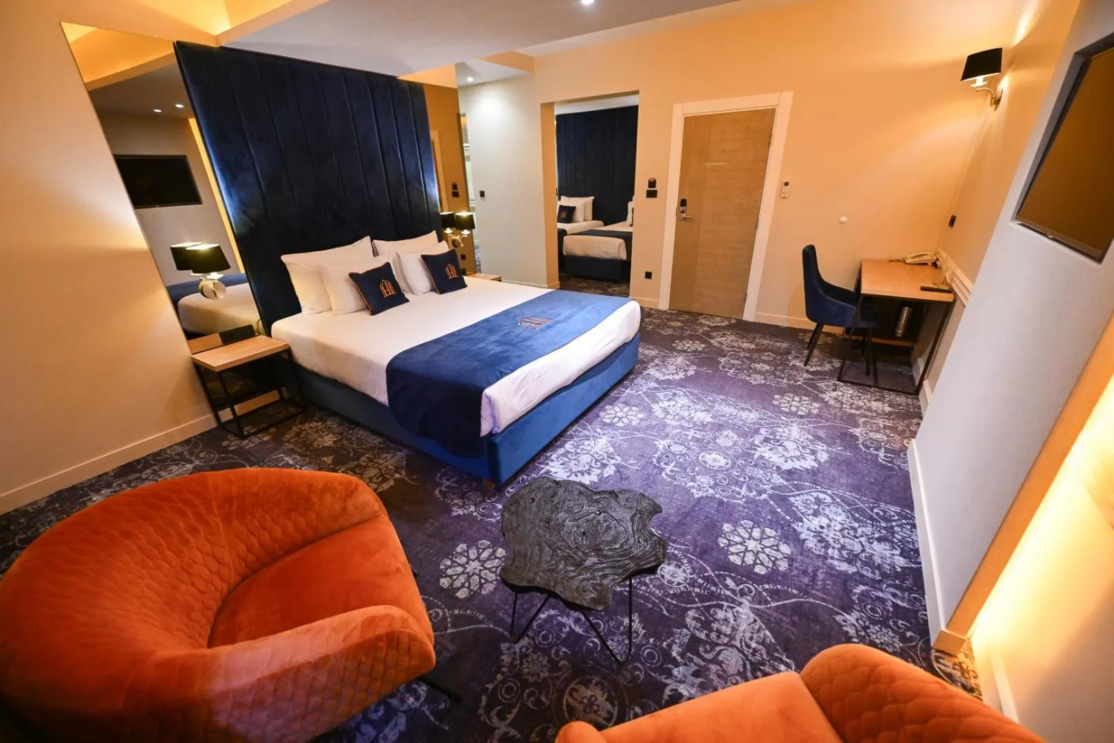 Bedroom, Bed in Hotel Ideja