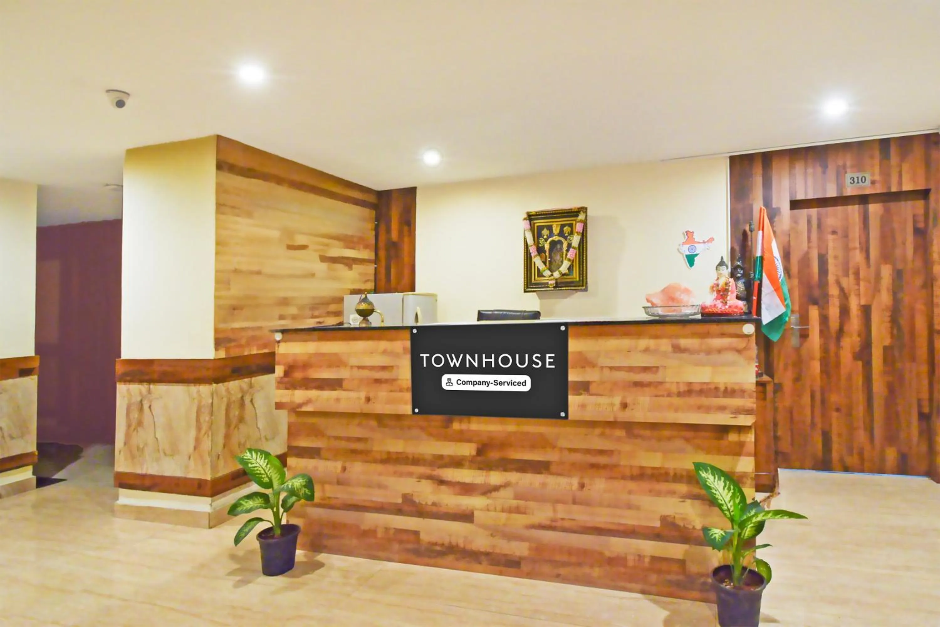 Lobby or reception in Super Townhouse Vanasthalipuram Formerly Hotel Surabhi