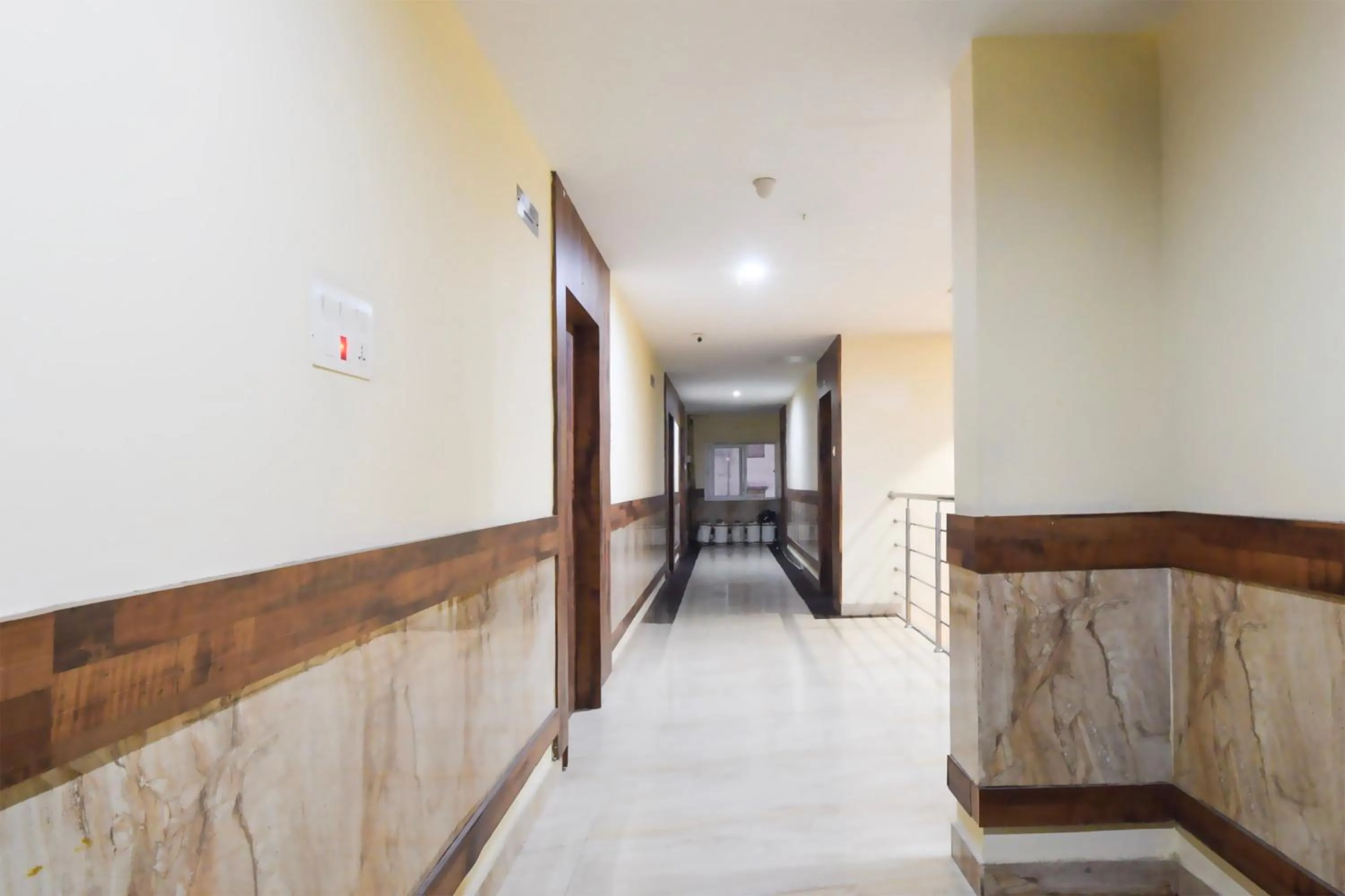 Lobby or reception in Super Townhouse Vanasthalipuram Formerly Hotel Surabhi