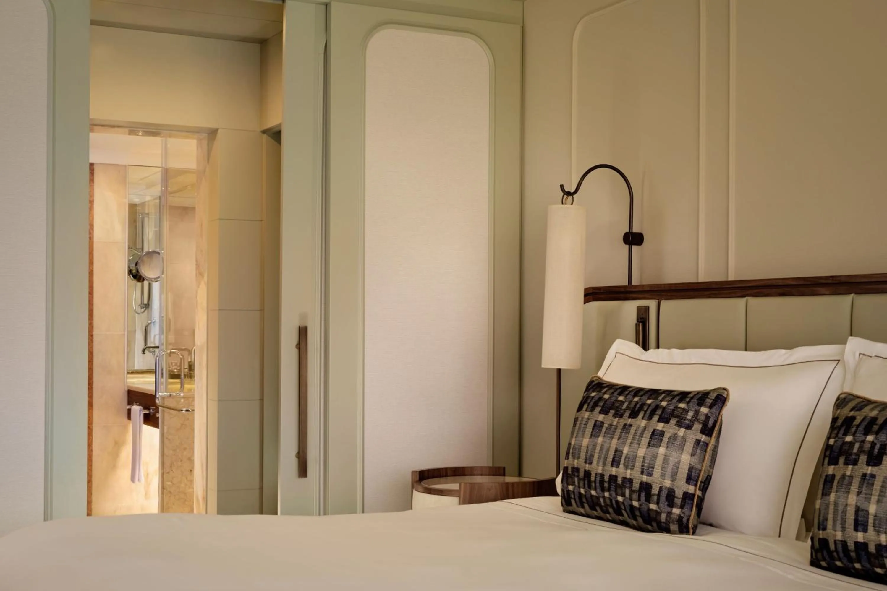 Photo of the whole room, Bed in Penha Longa Resort