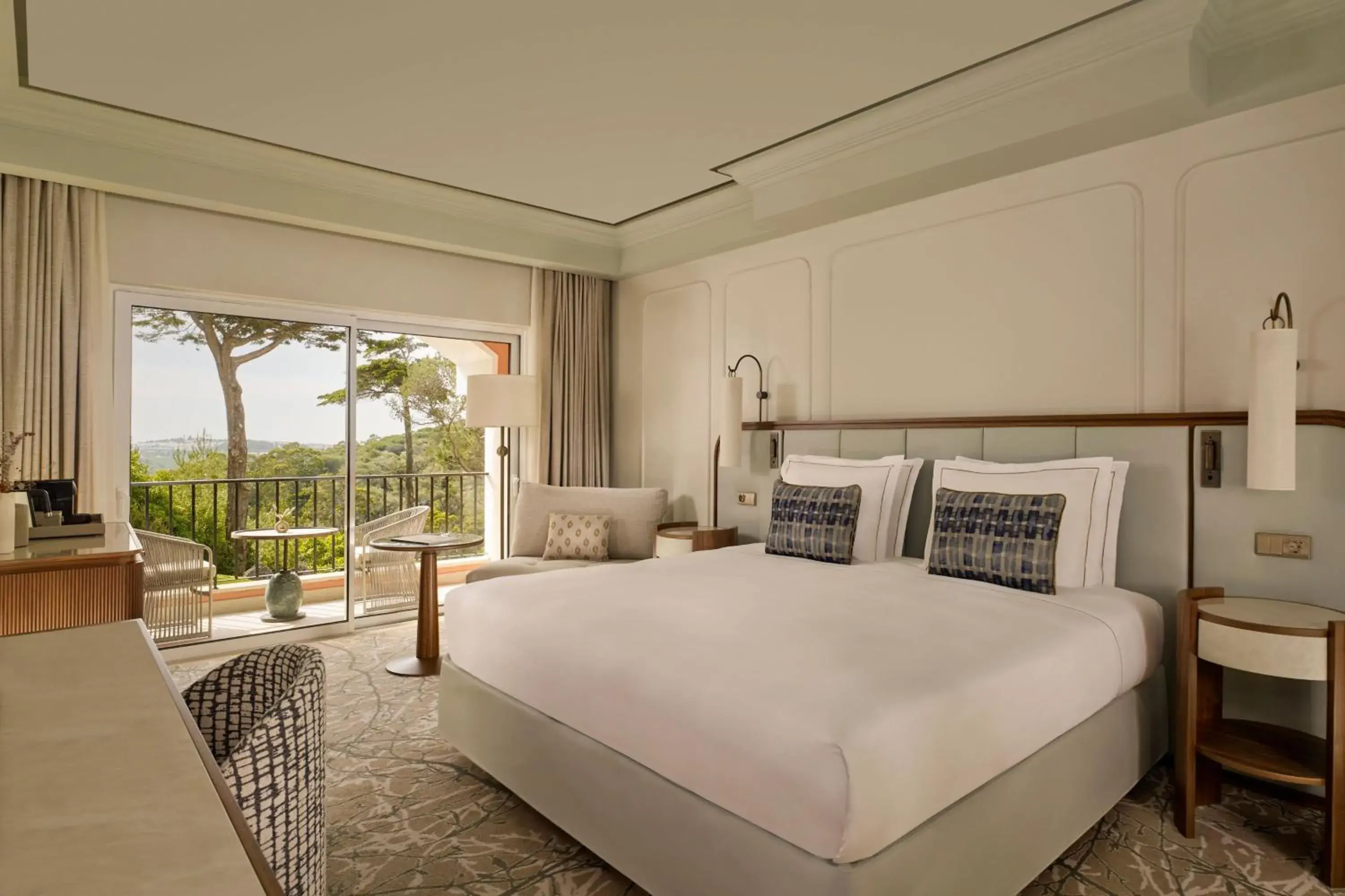 Deluxe Room with One King or Twin Beds in Penha Longa Resort Deluxe Room with One King or Twin Beds in Penha Longa Resort