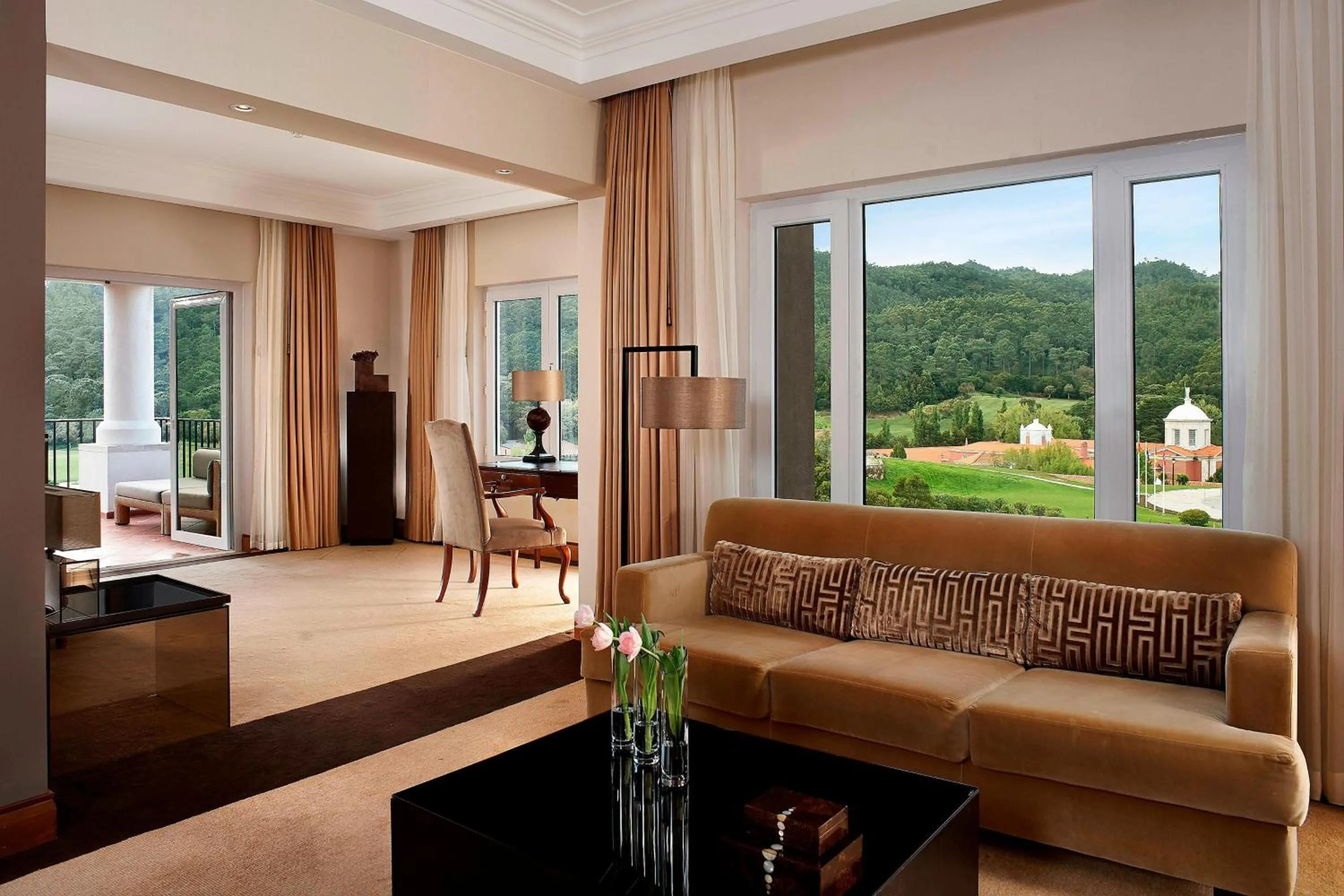 Living room in Penha Longa Resort