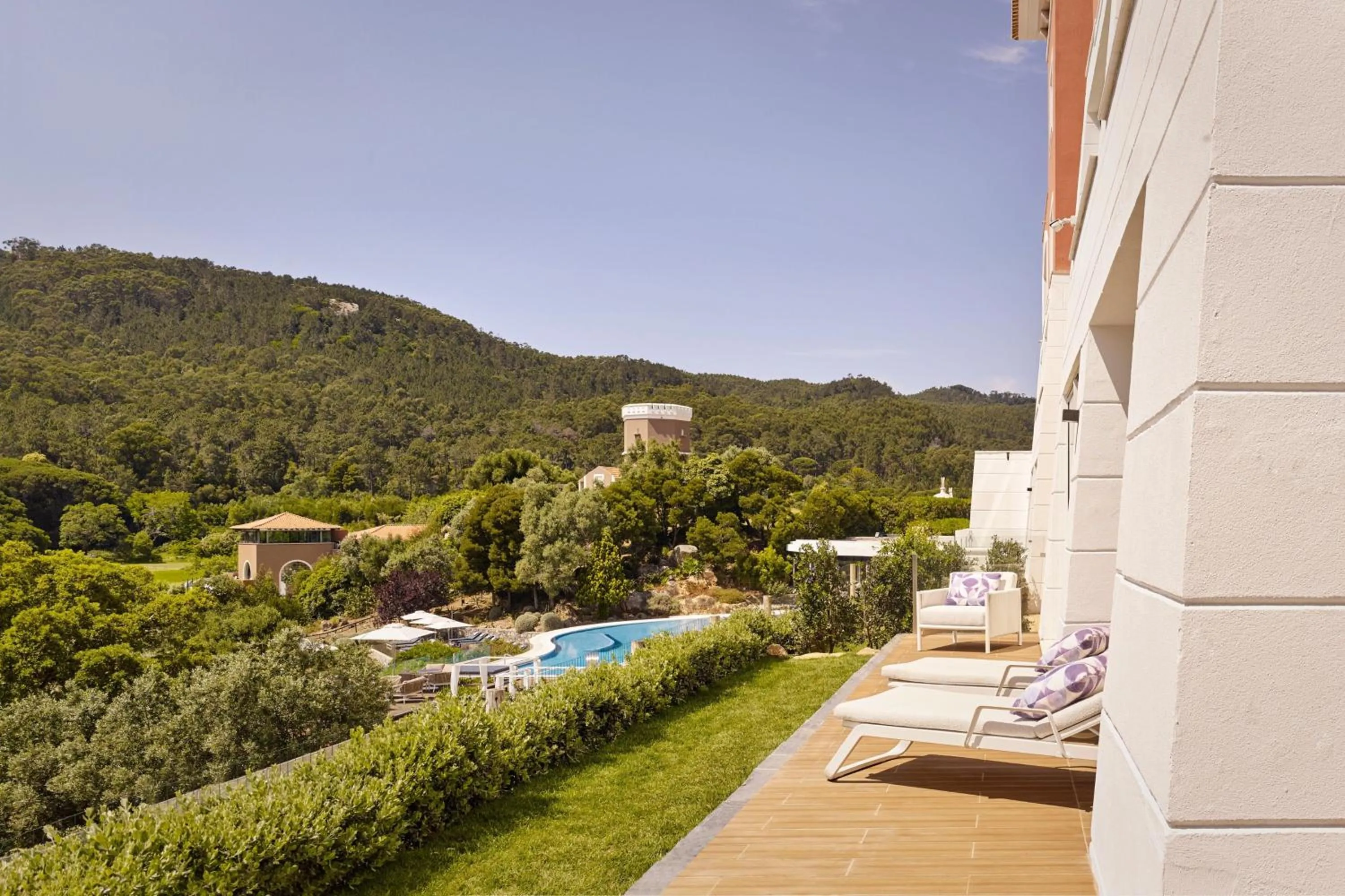 Photo of the whole room in Penha Longa Resort