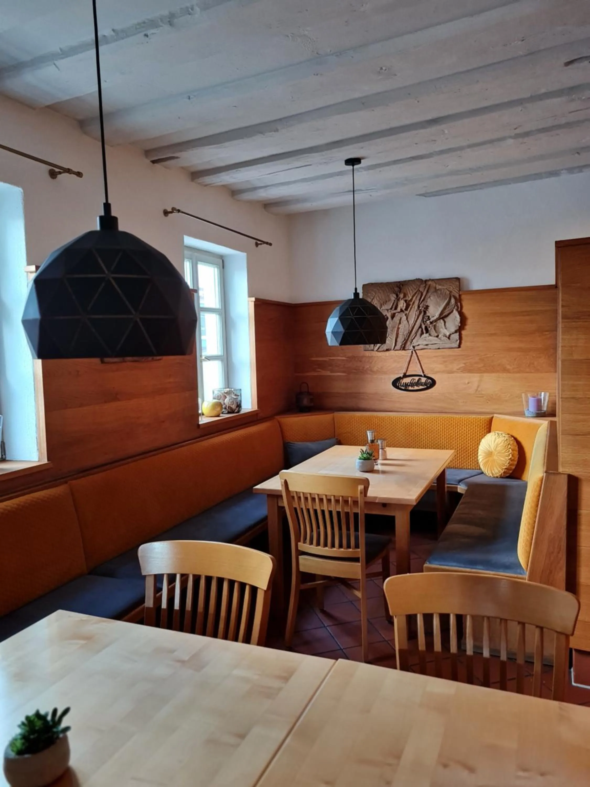 Restaurant/places to eat in Gasthof zur Post