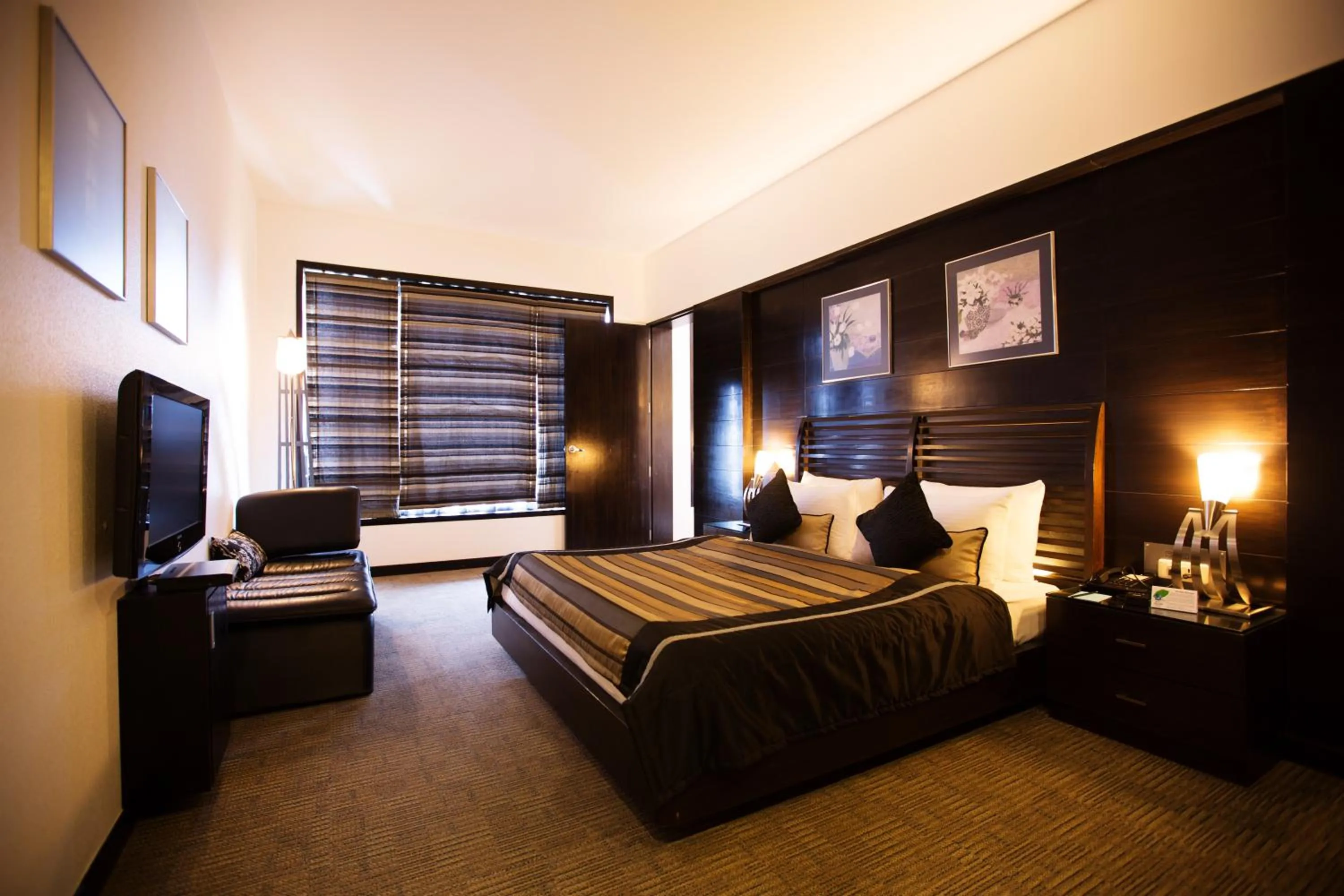 Photo of the whole room, Bed in E Square The Fern, Pune