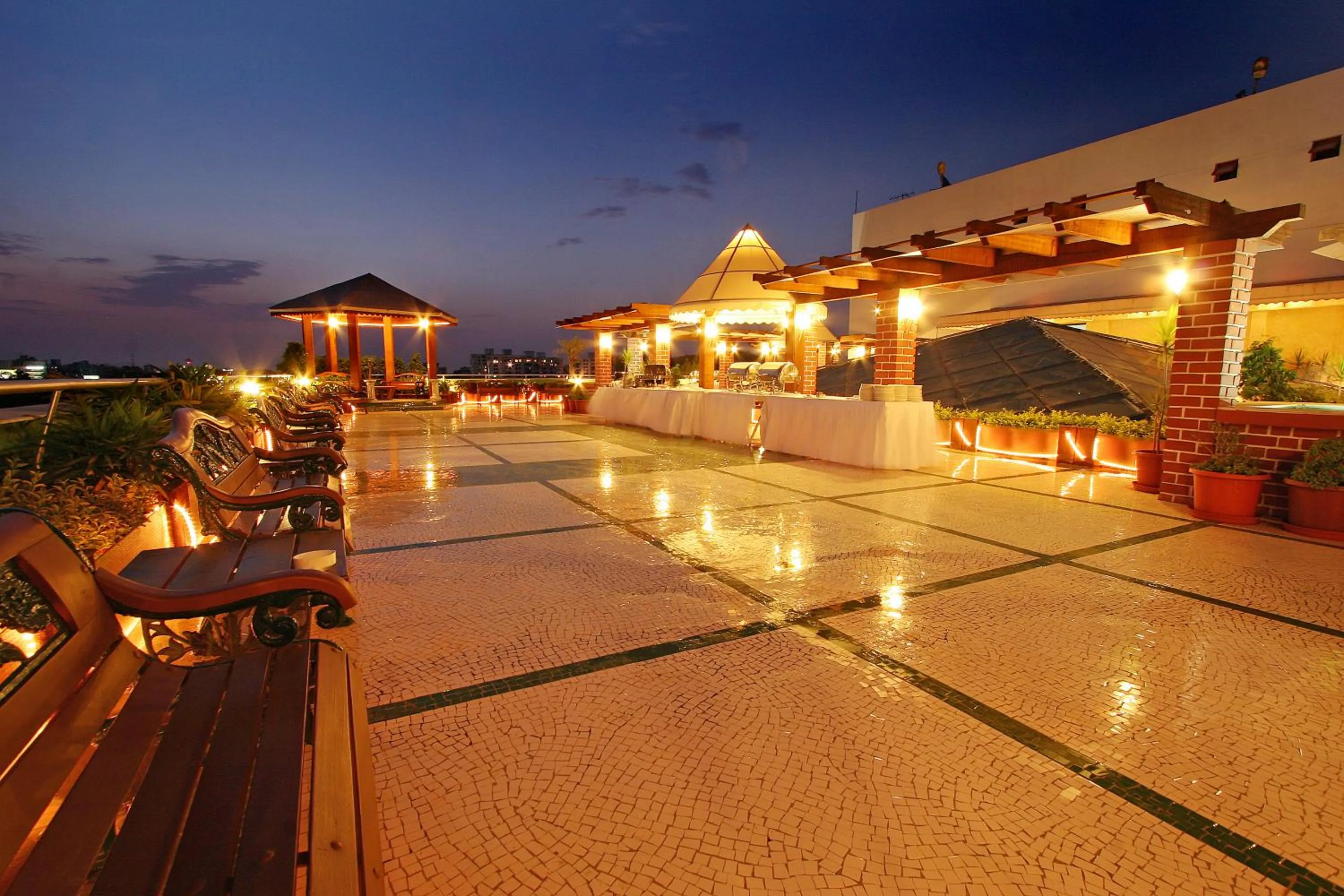 Banquet/Function facilities in E Square The Fern, Pune