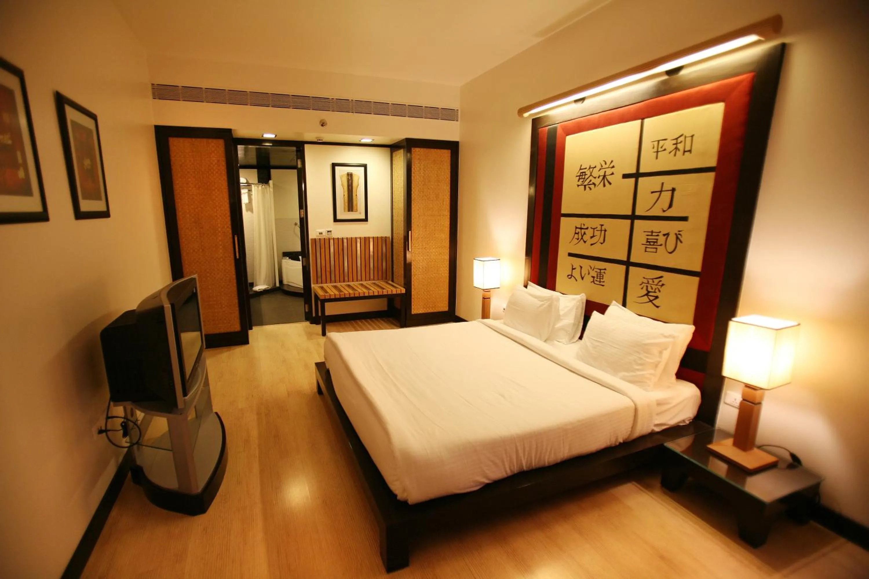 Photo of the whole room, Bed in E Square The Fern, Pune