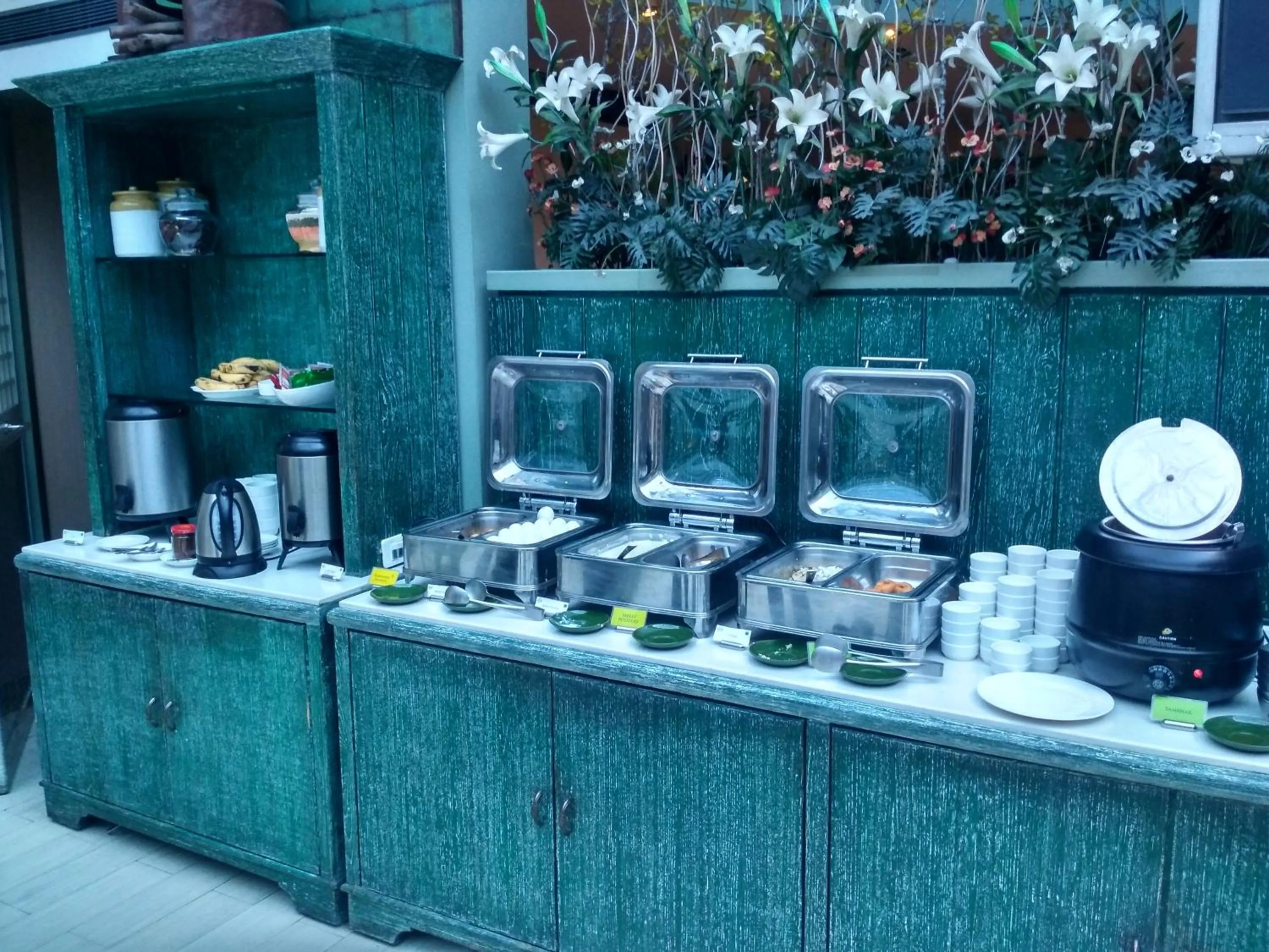 Breakfast in E Square The Fern, Pune