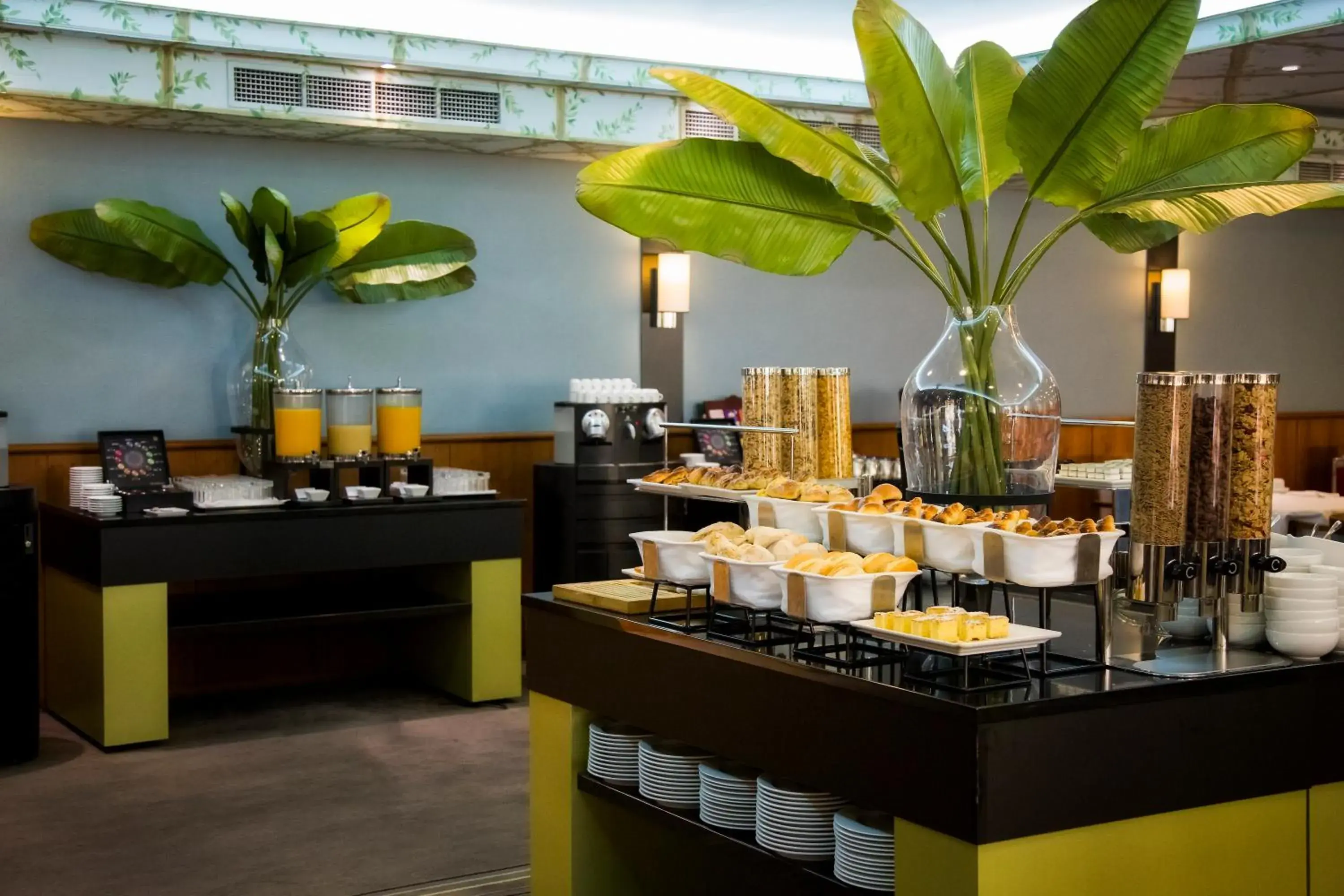 Buffet breakfast in Altis Grand Hotel Buffet breakfast in Altis Grand Hotel