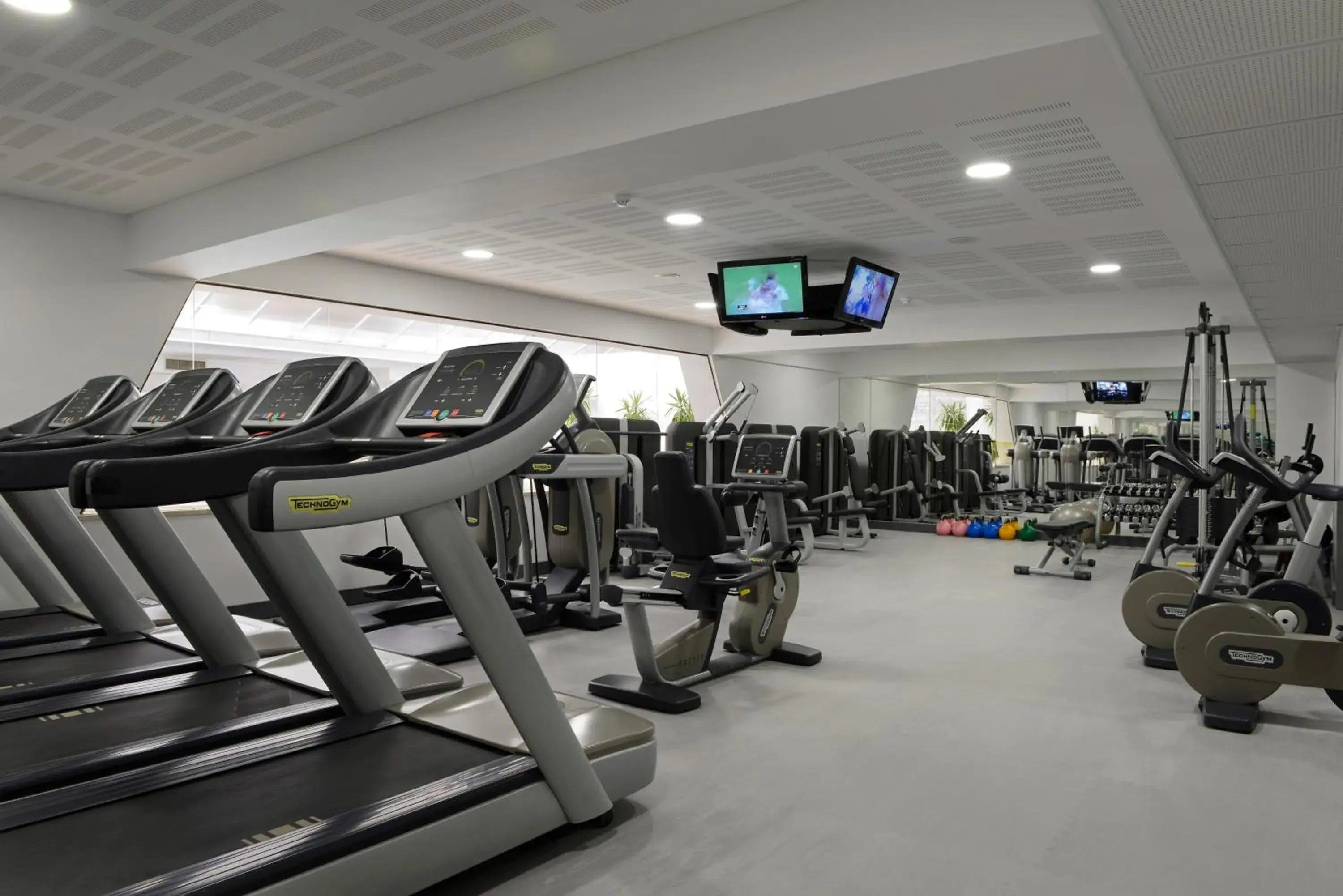 Fitness centre/facilities in Altis Grand Hotel Fitness centre/facilities in Altis Grand Hotel