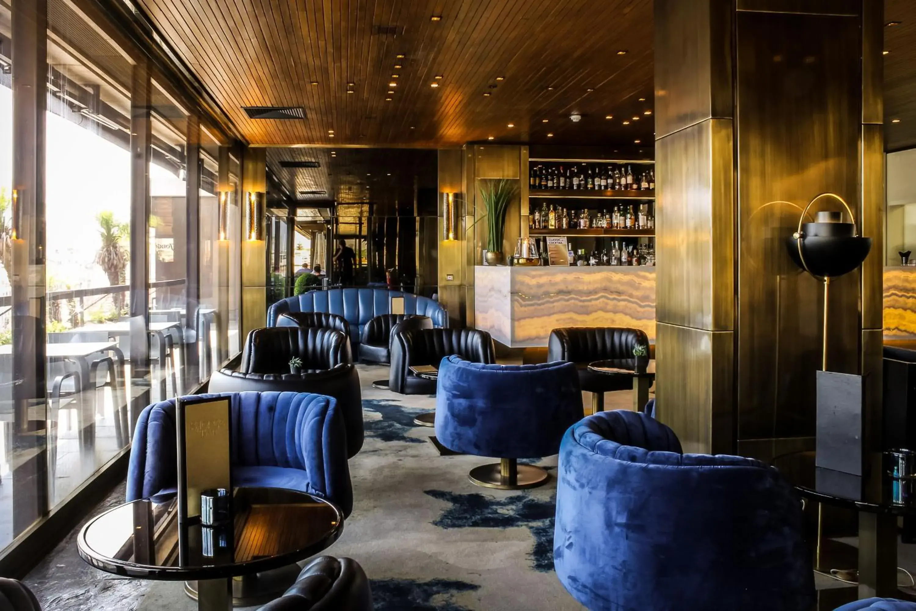 Lounge or bar in Altis Grand Hotel Lounge or bar in Altis Grand Hotel