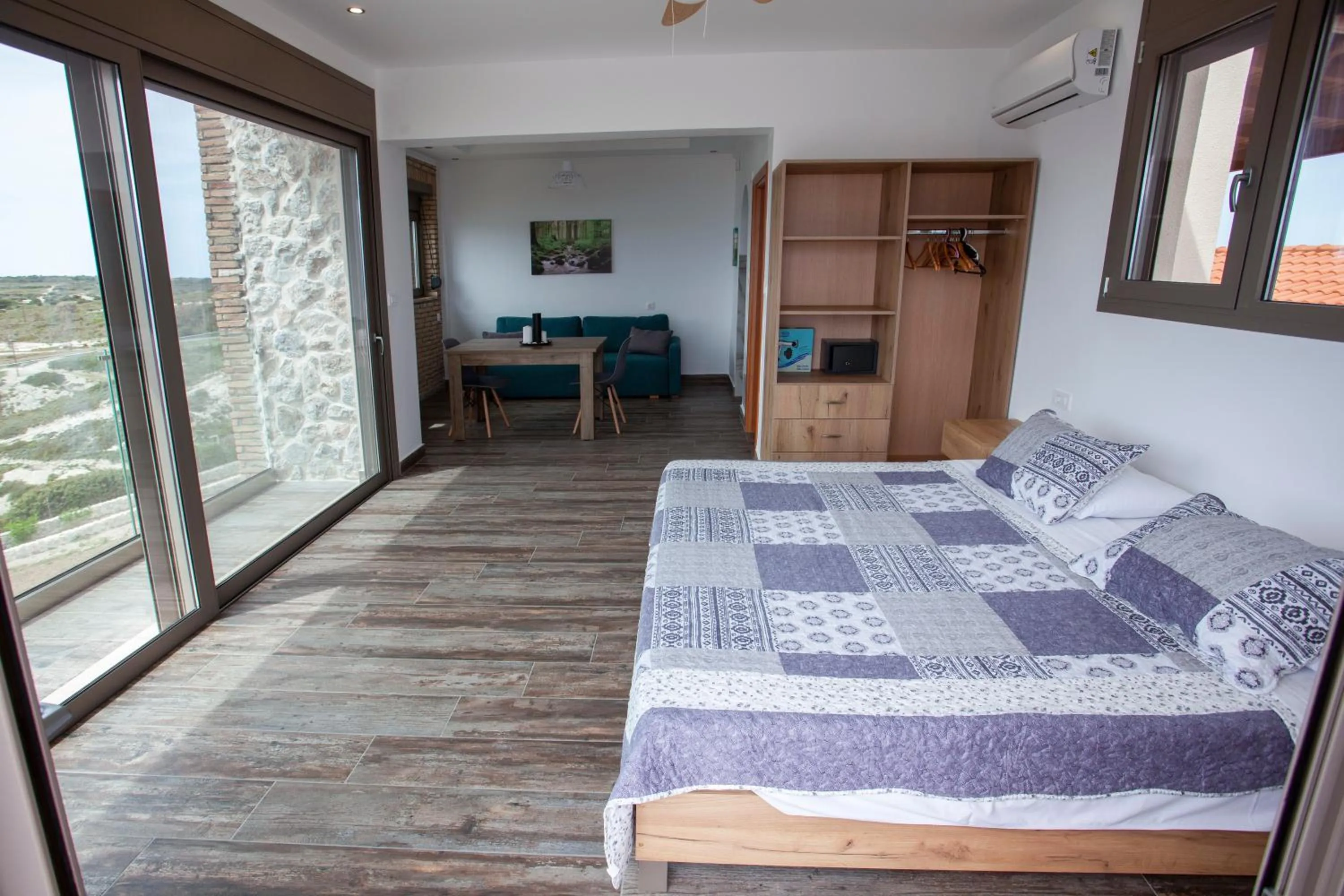 Bed in Panorama Studios