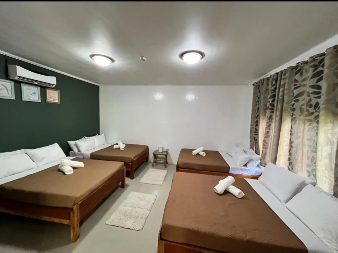 Bedroom, Bed in Vailtin Home Point