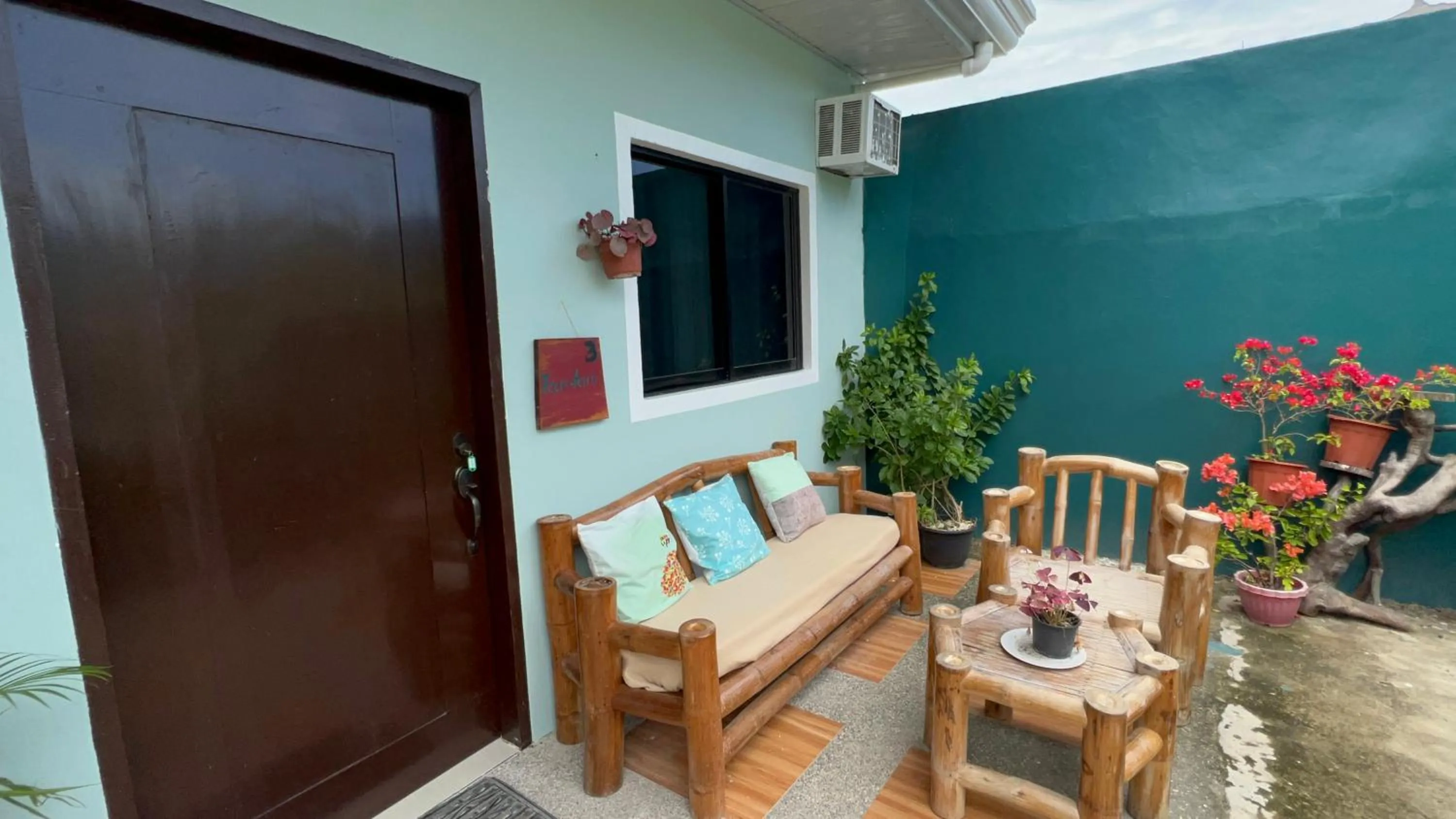 Patio in Vailtin Home Point