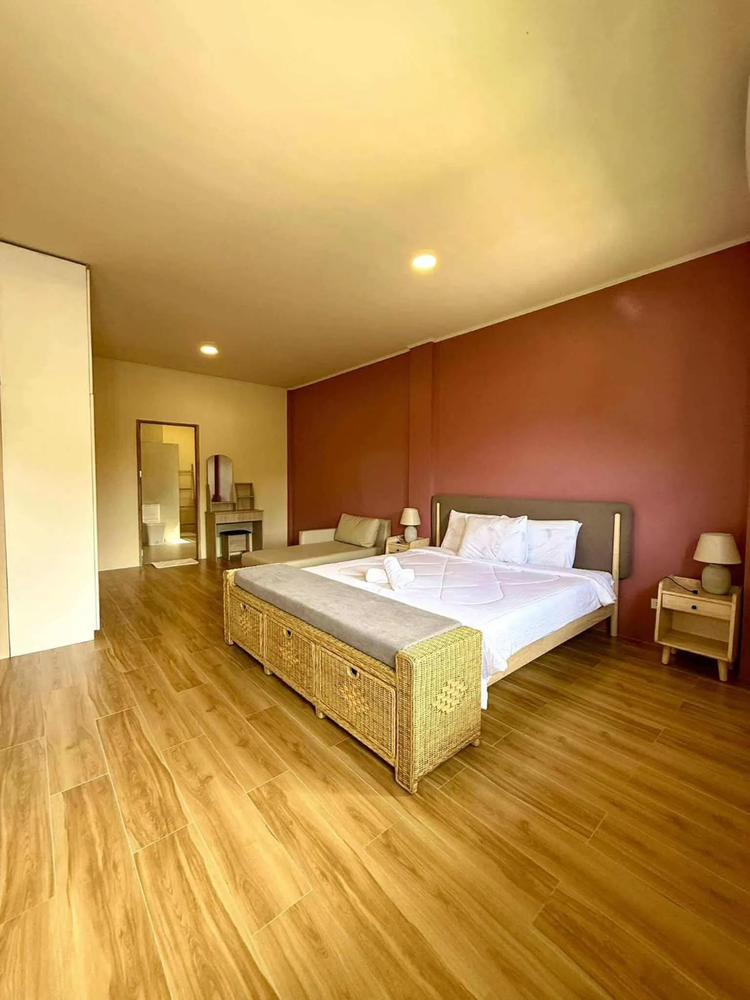 Bed in Vailtin Home Point