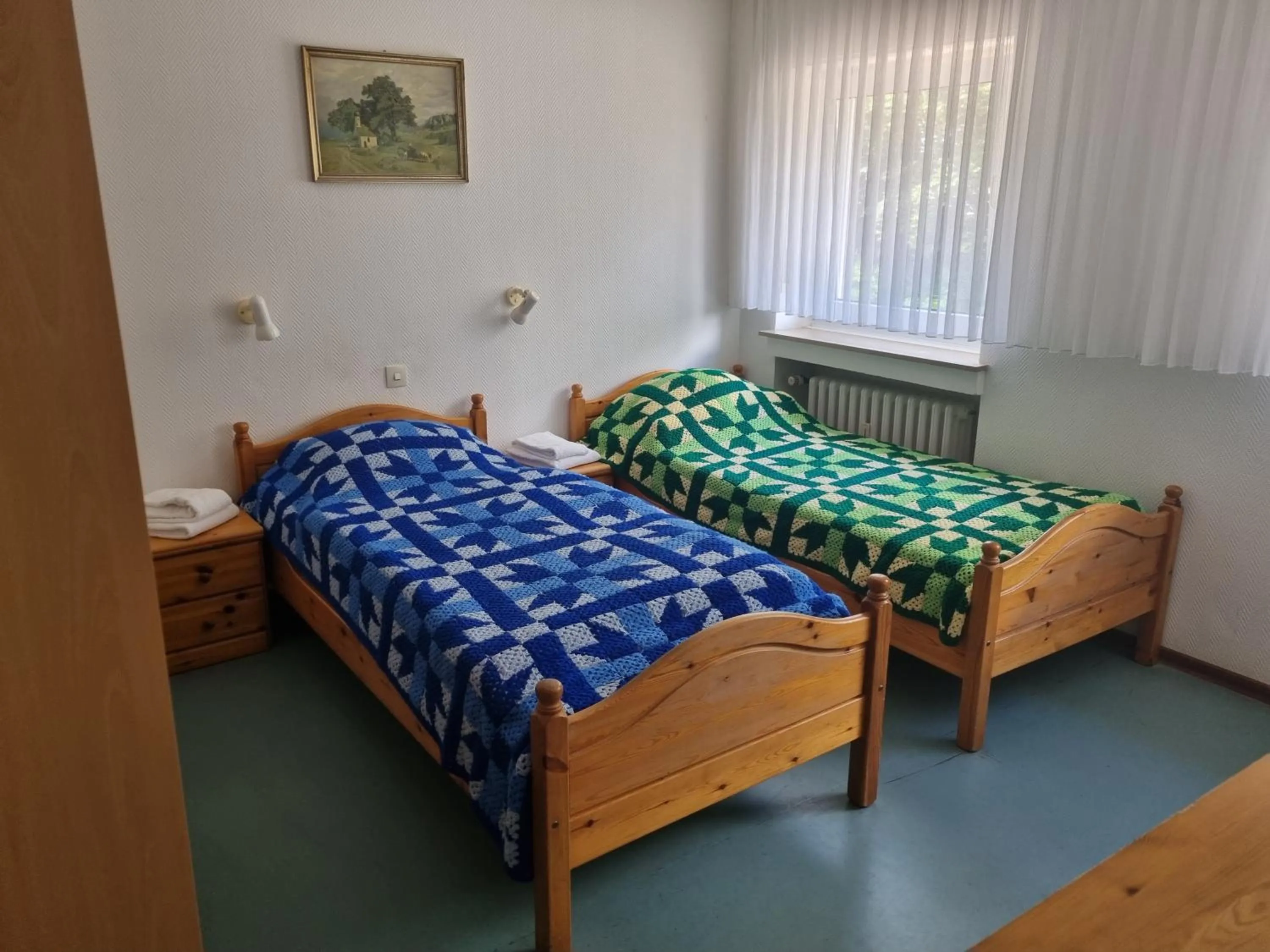 Bed in Hotel Schwung