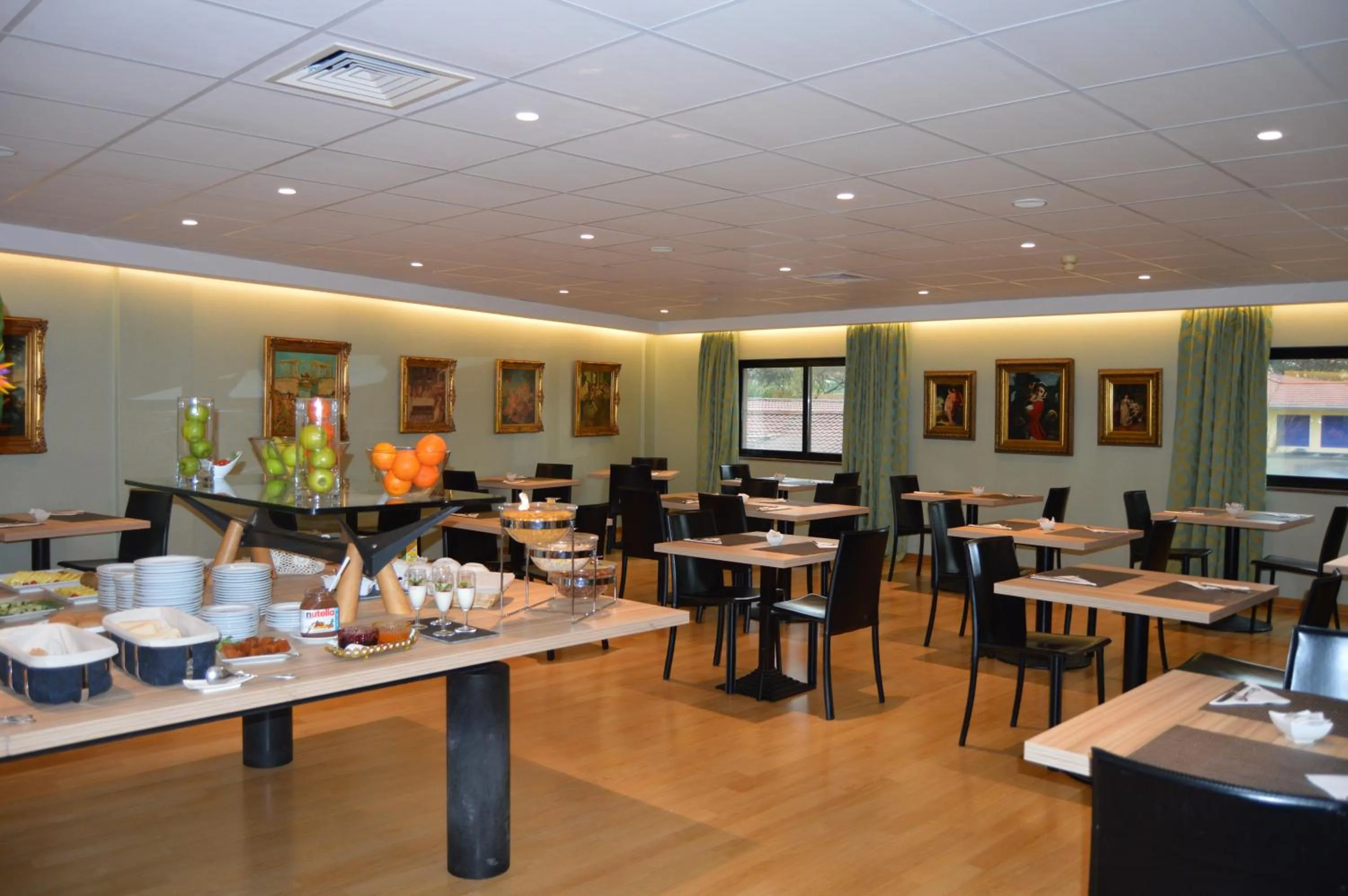 Restaurant/places to eat in Hotel 3K Barcelona