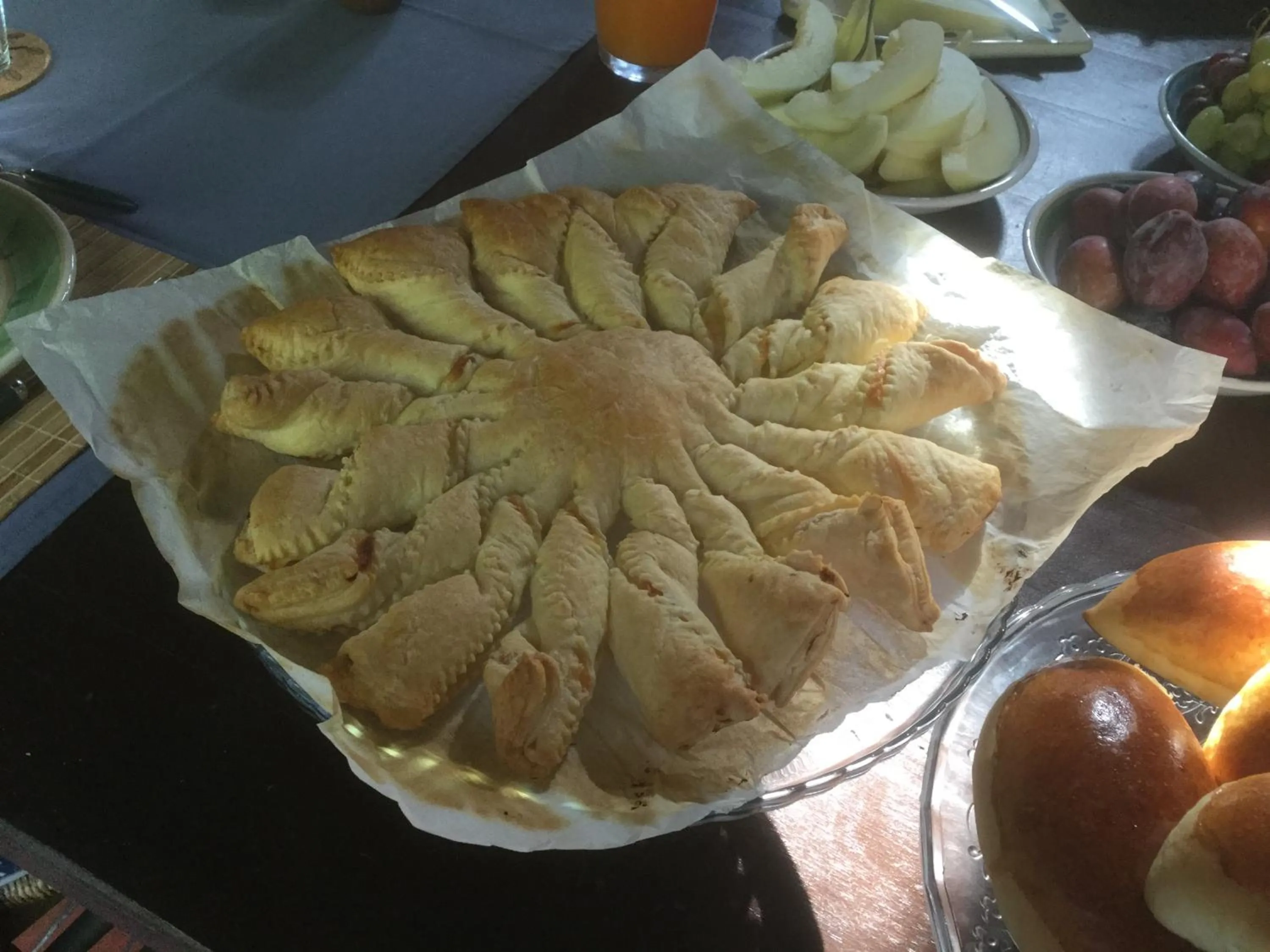 Breakfast in Villa Clementine