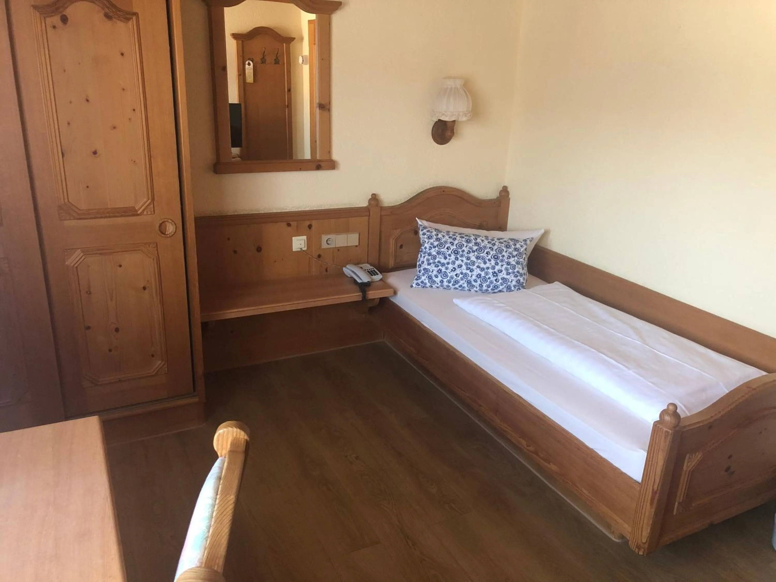 Photo of the whole room, Bed in Hotel Das Waldkönig
