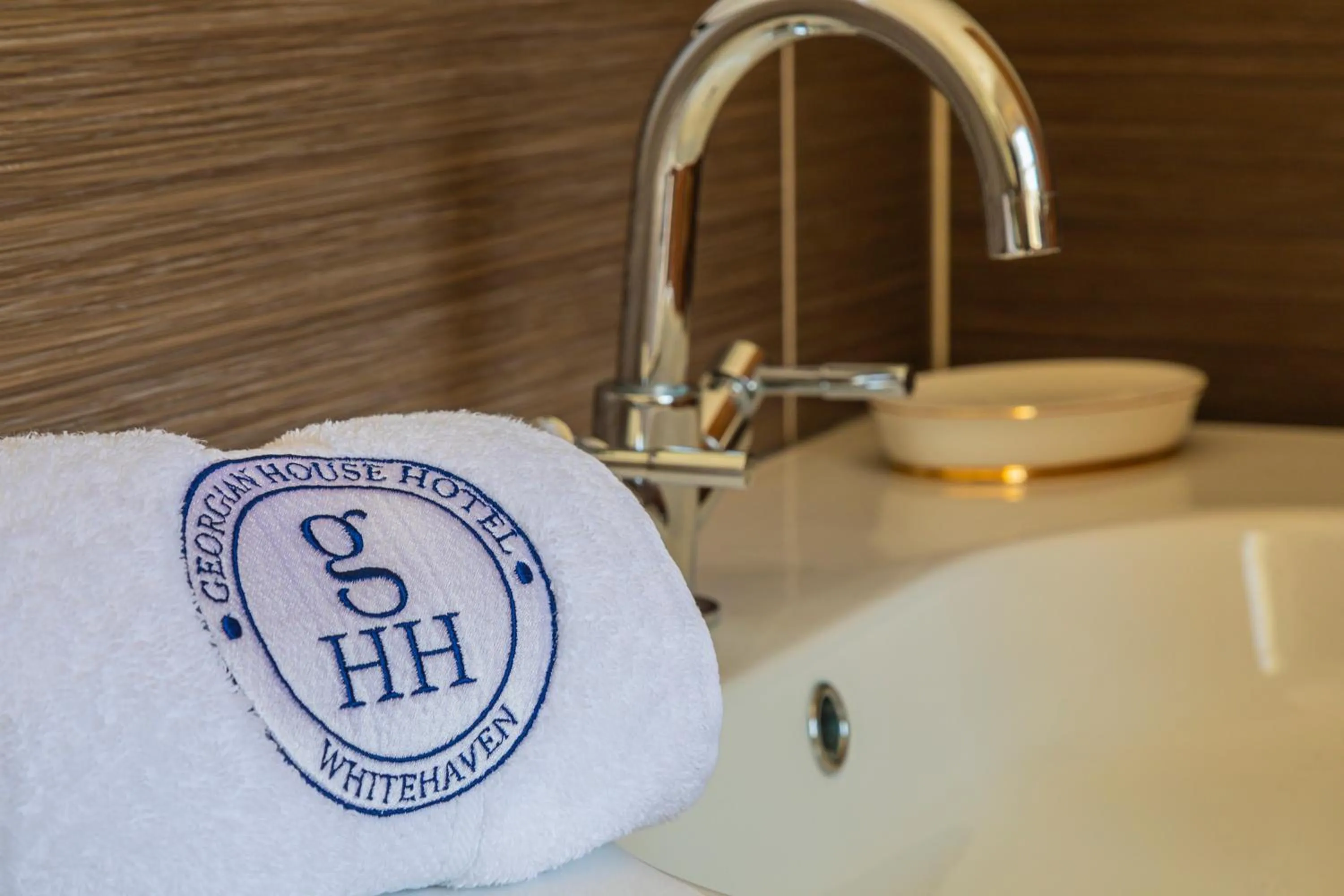 Bathroom in Georgian House Hotel