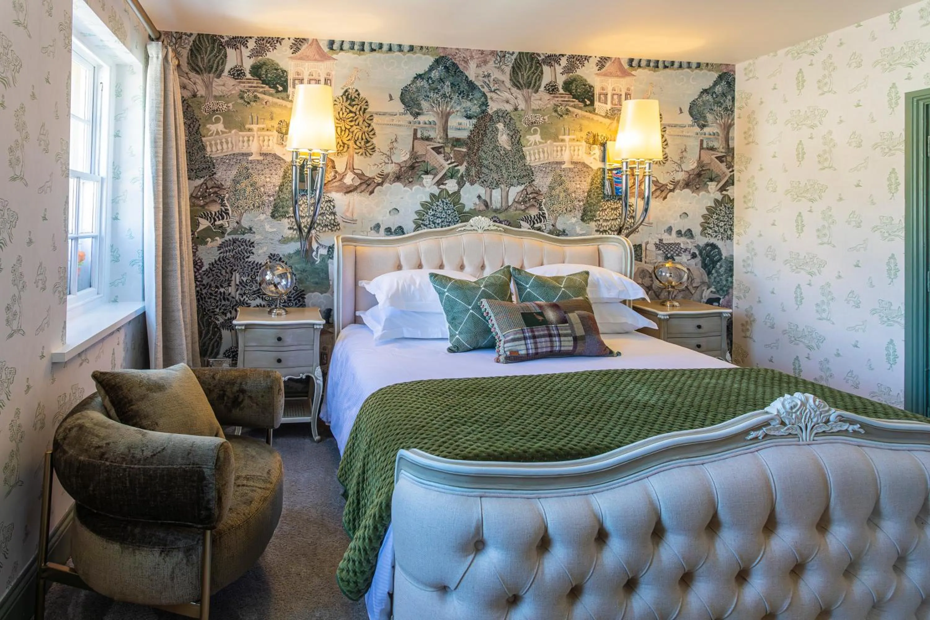 Bed in Georgian House Hotel