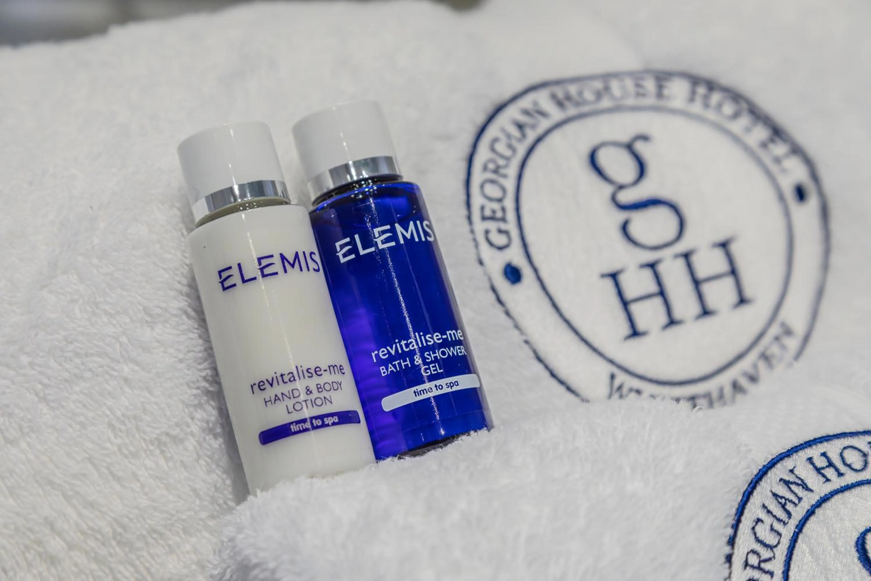 Coffee/tea facilities in Georgian House Hotel