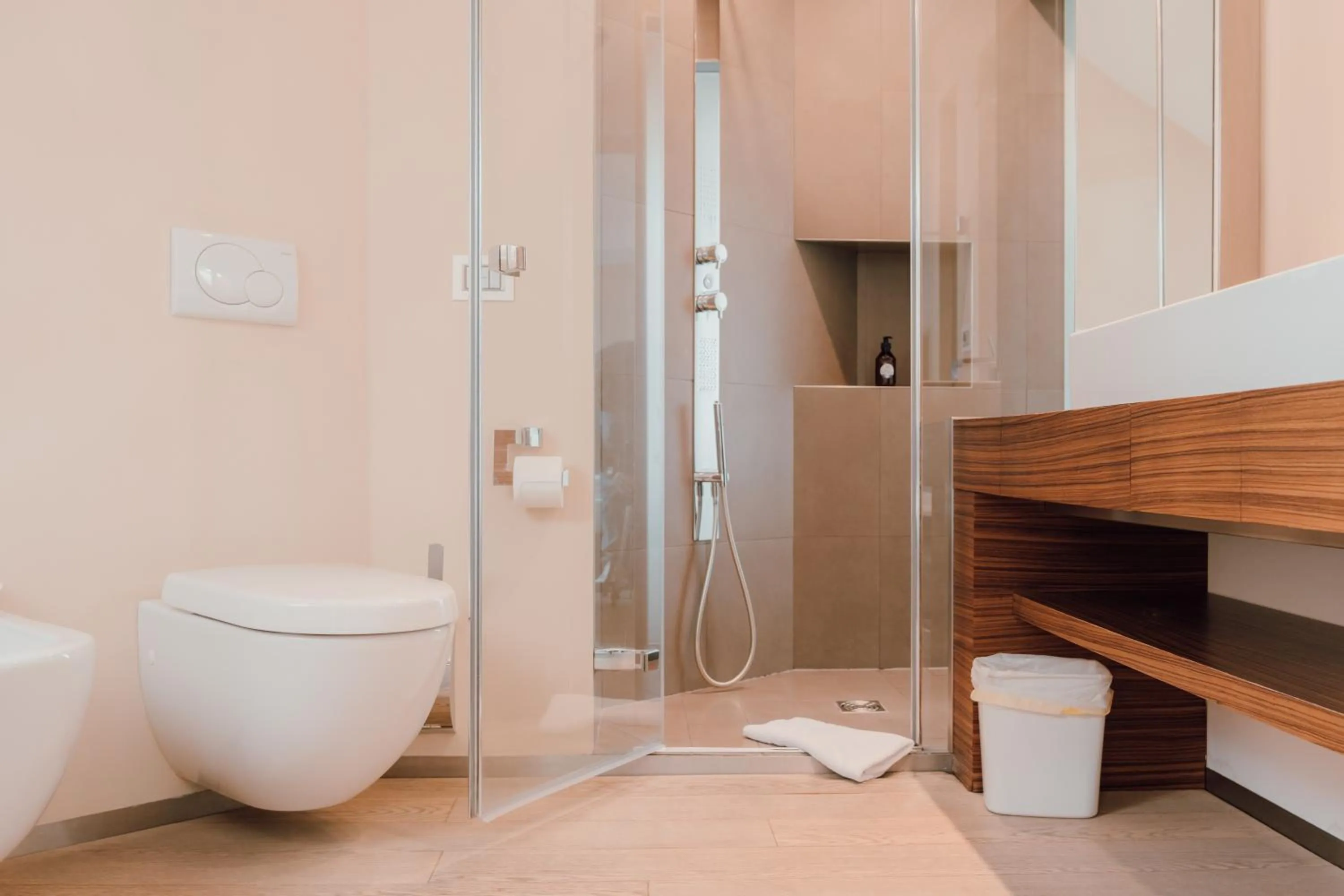 Shower in Residence Hotel Alpinum