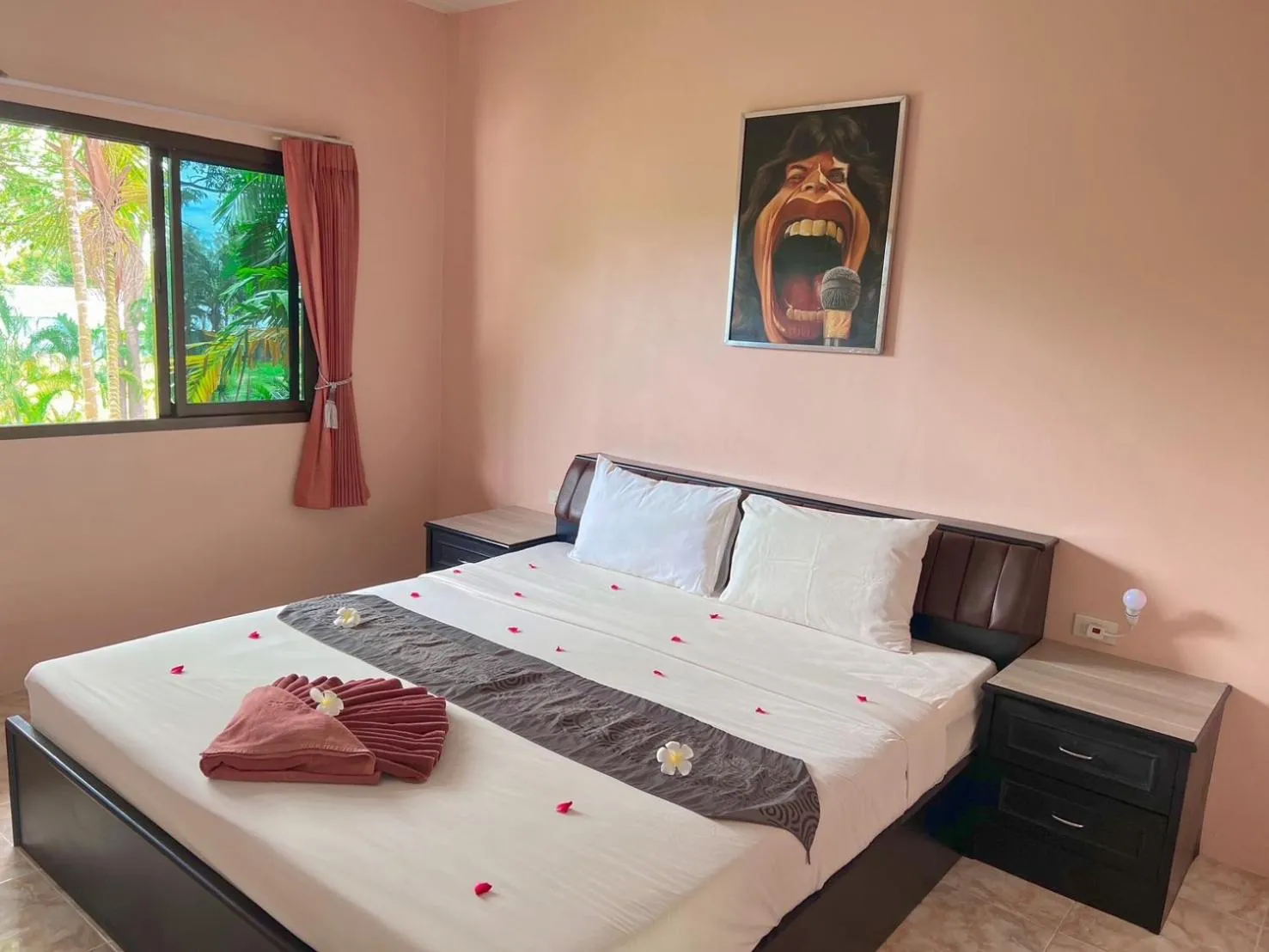 Bed in Diamond Beach Resort