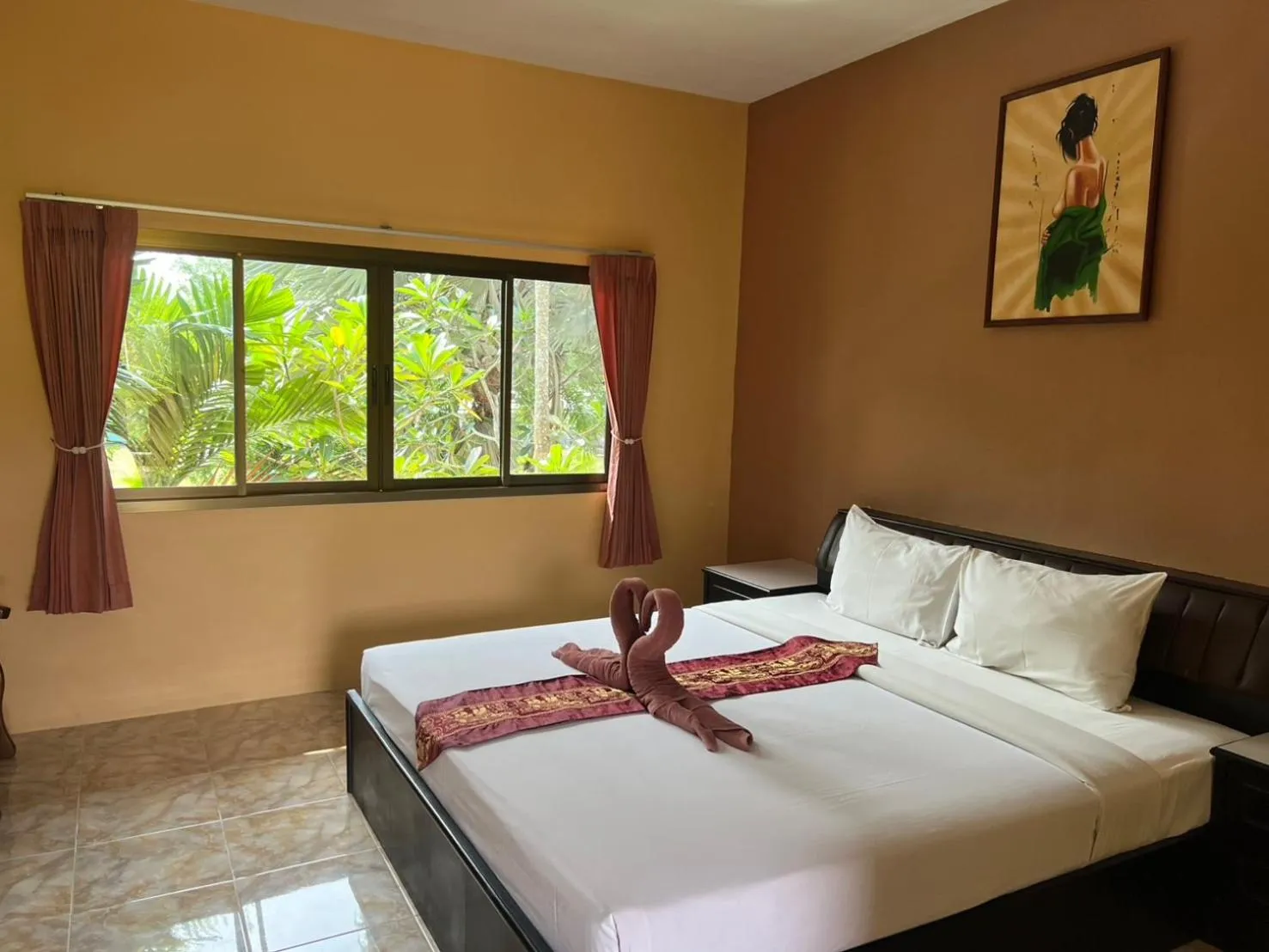 Bed in Diamond Beach Resort