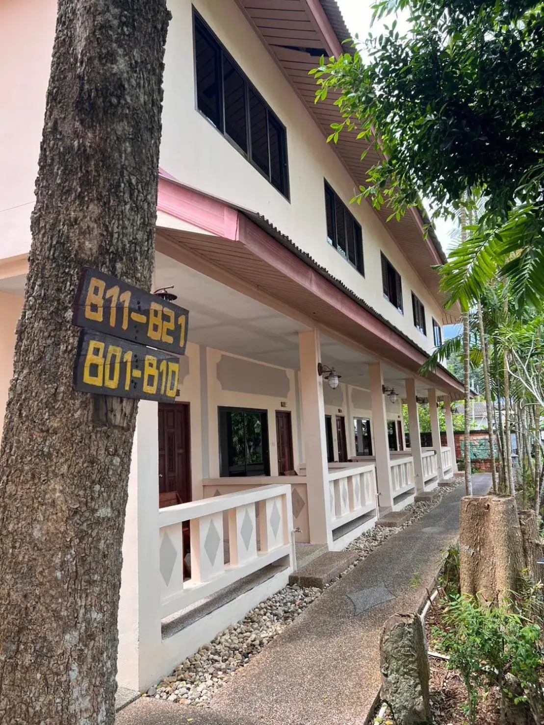 Property building in Diamond Beach Resort Property building in Diamond Beach Resort