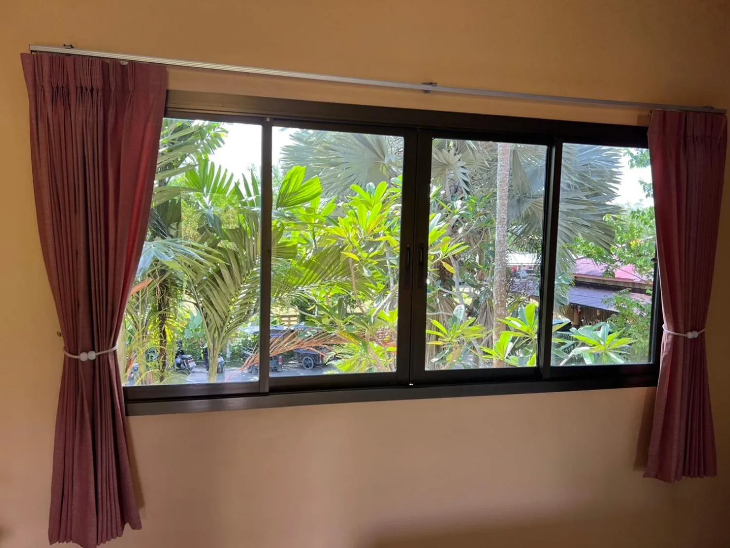 Garden view in Diamond Beach Resort