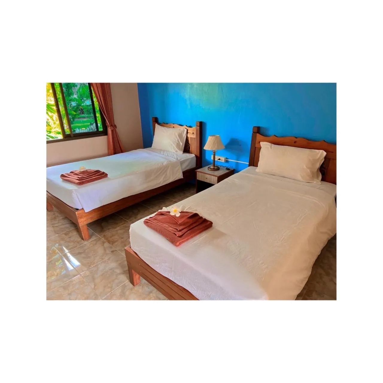 Bedroom, Bed in Diamond Beach Resort