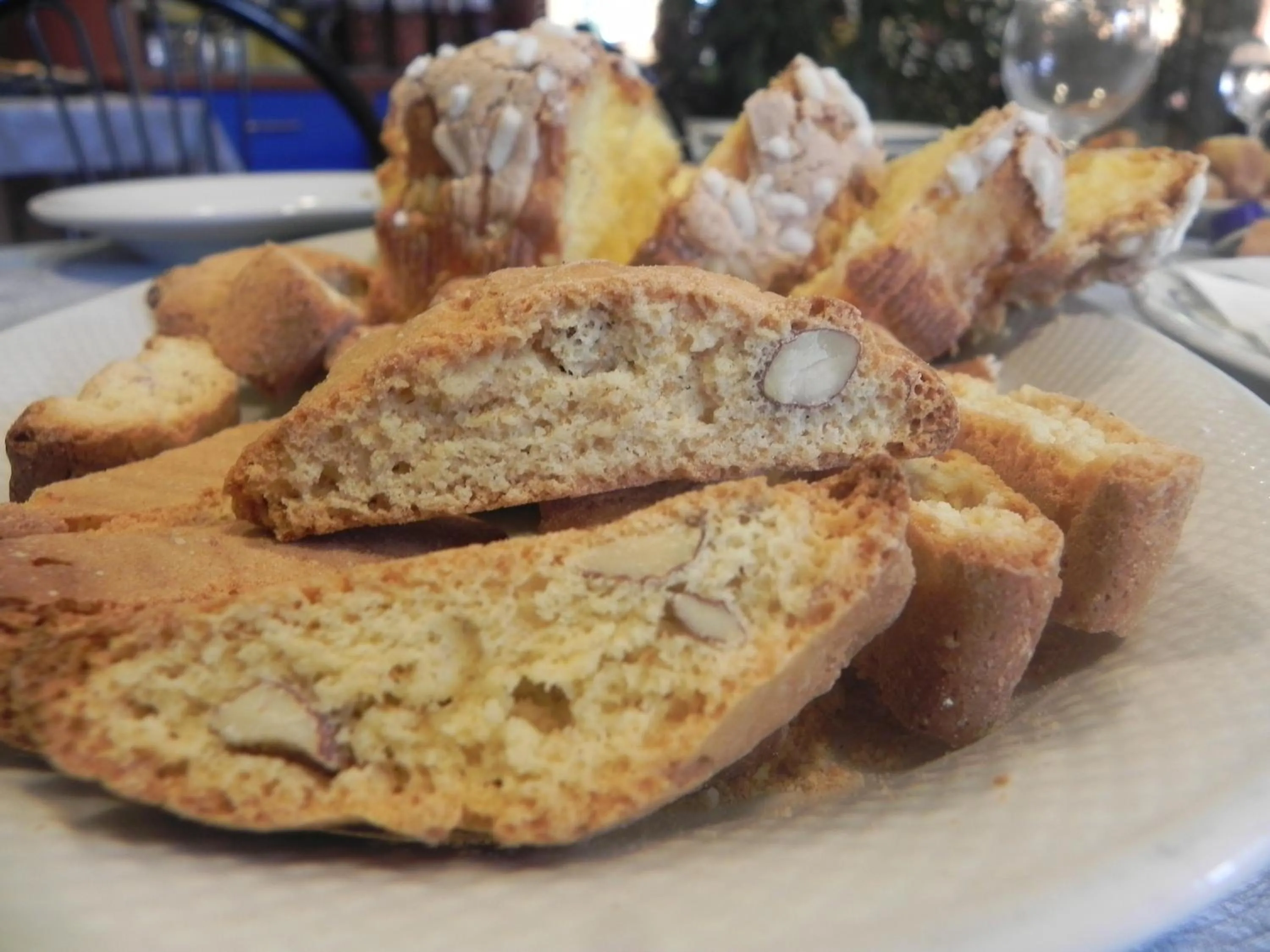 Italian breakfast in Hotel Il Maglio