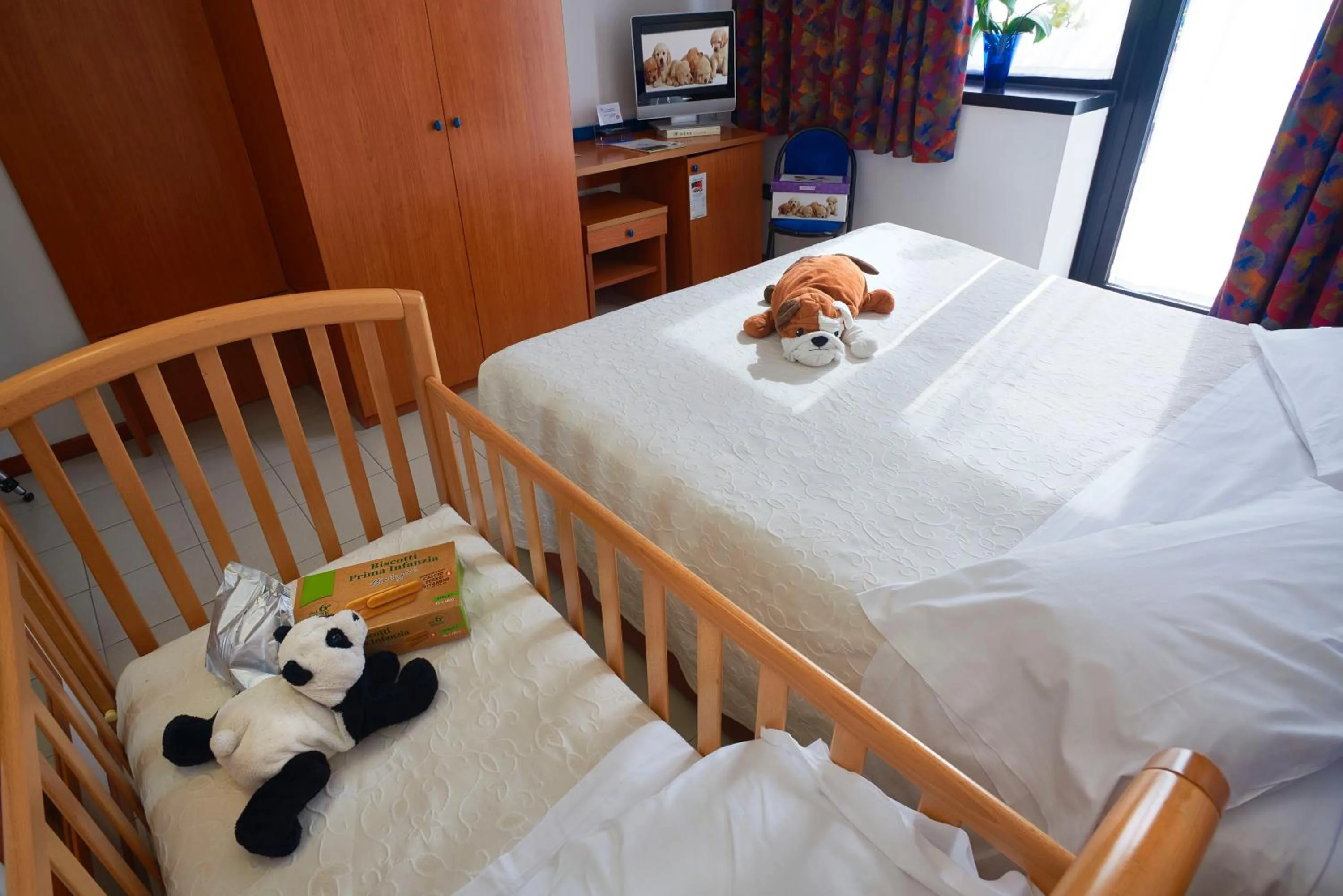 Decorative detail, Bed in Hotel Il Maglio