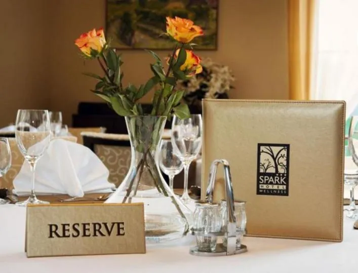 Restaurant/places to eat in Wellness hotel Spark