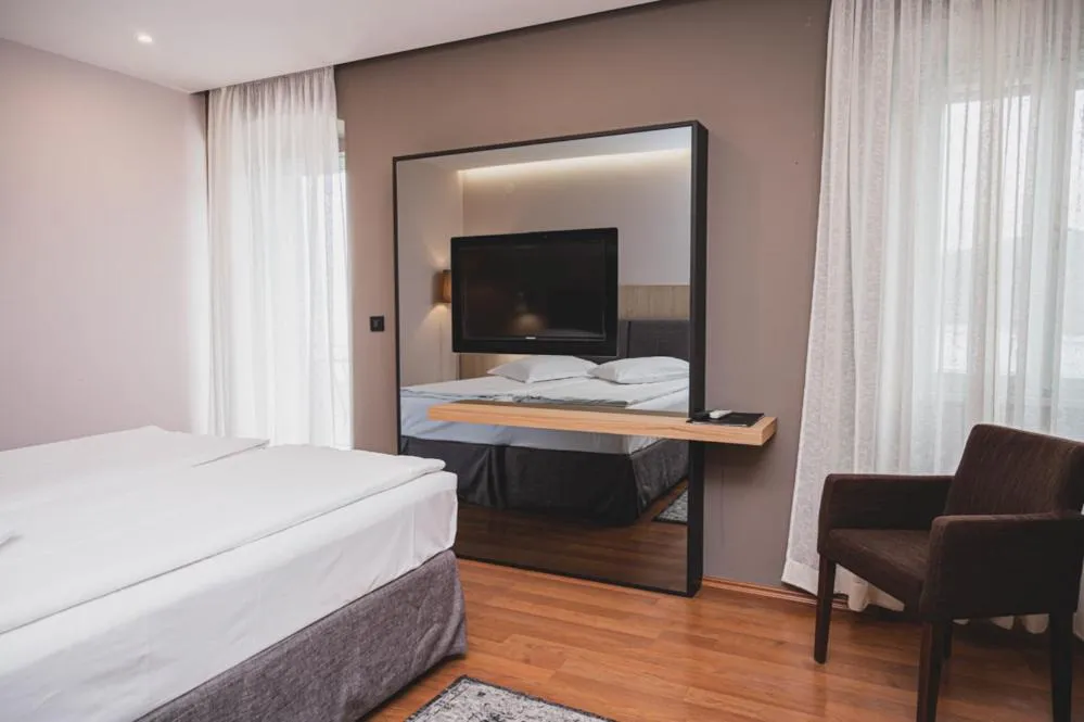 Bed in Hotel Nostromo